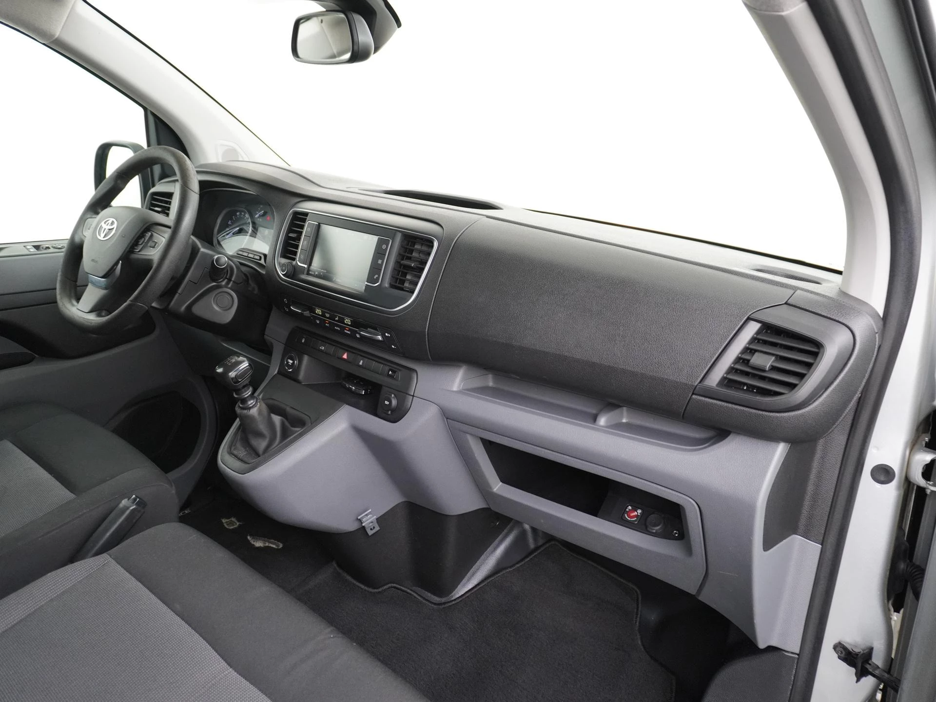 Toyota-ProAce-image-25