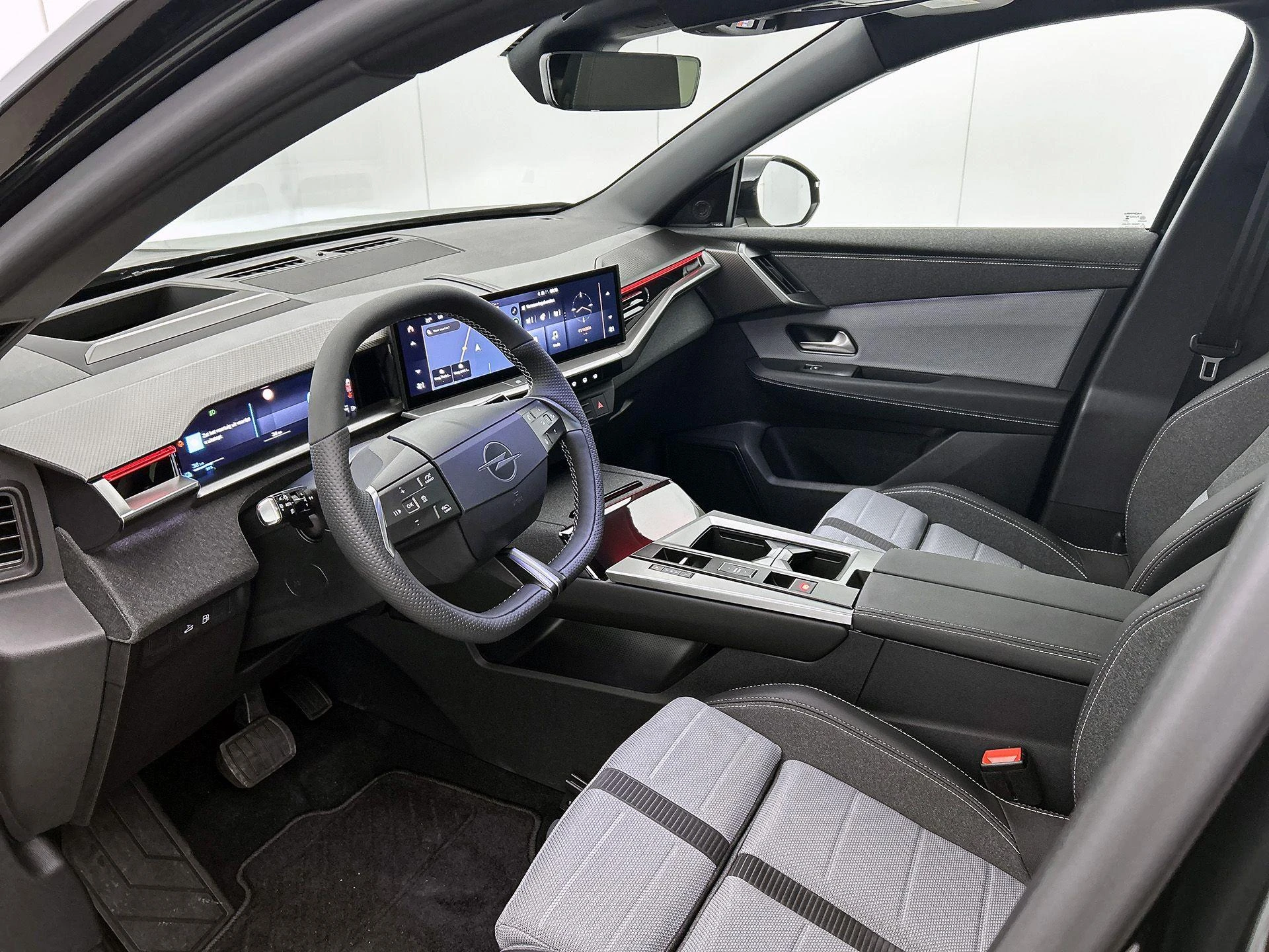 Opel-Grandland-image-24