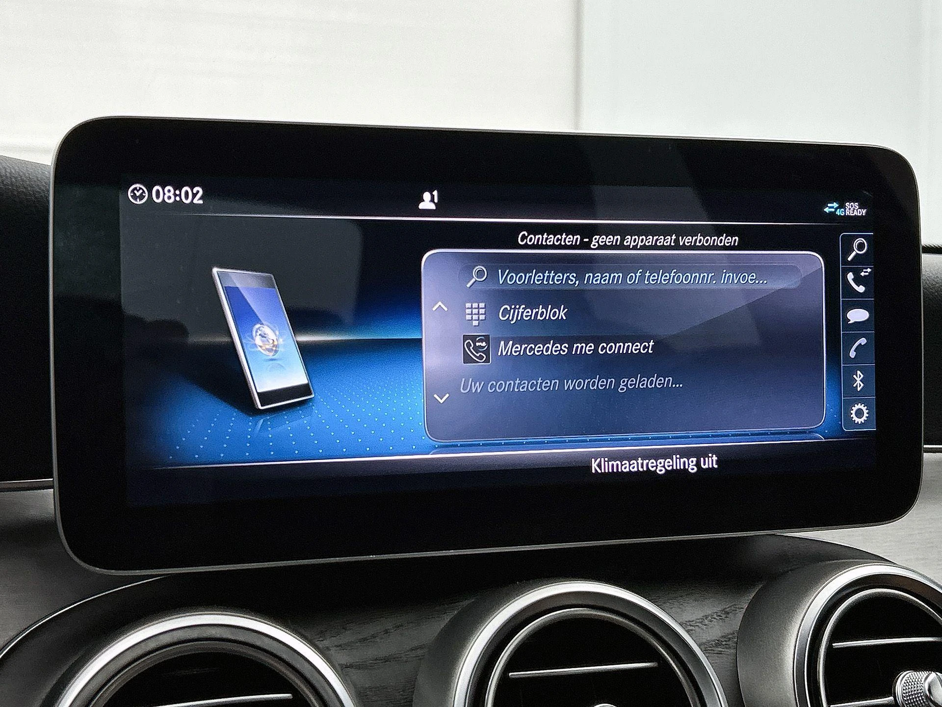 Mercedes-Benz-C-Klasse-image-12