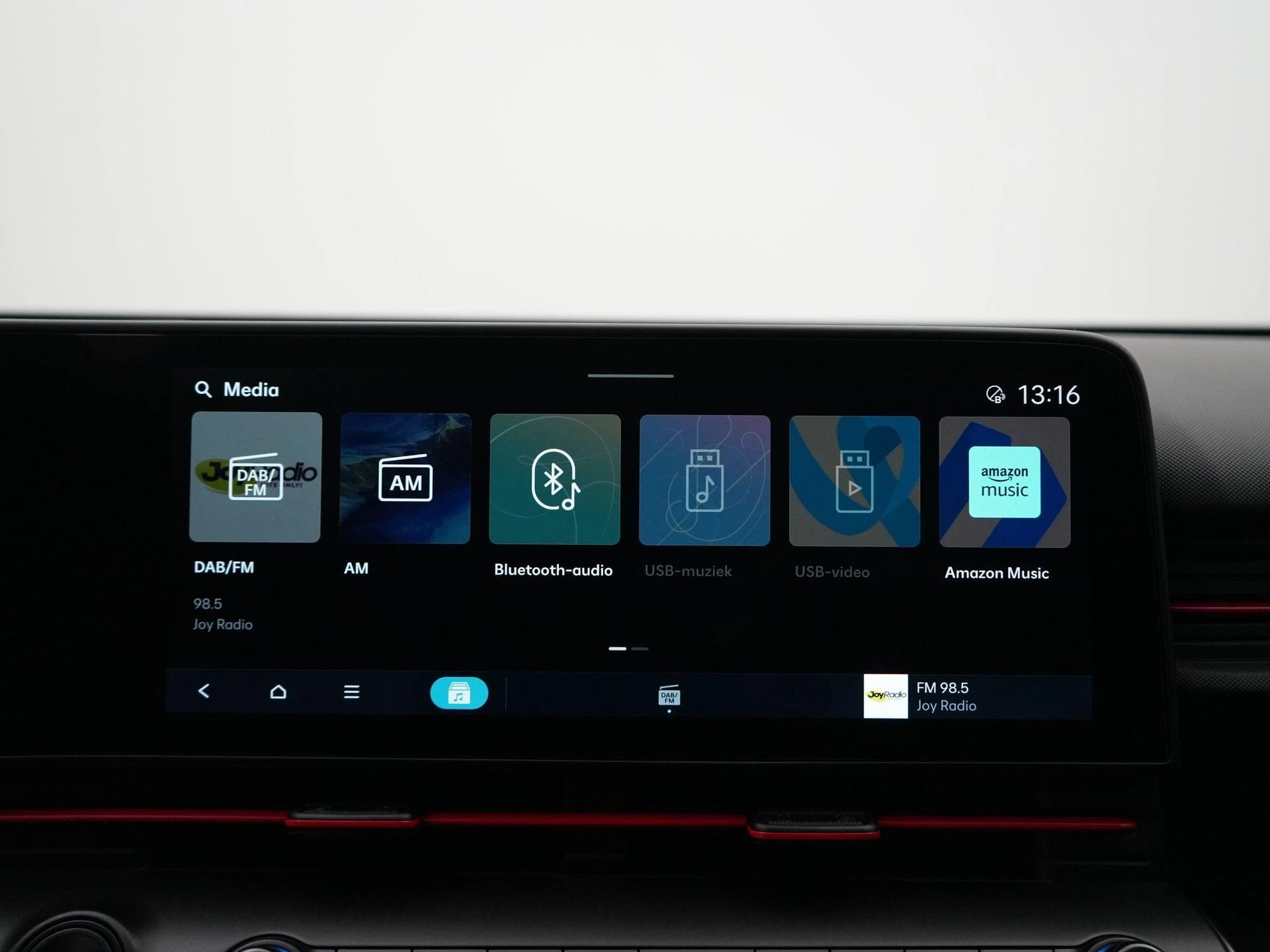 Hyundai-Kona-image-25