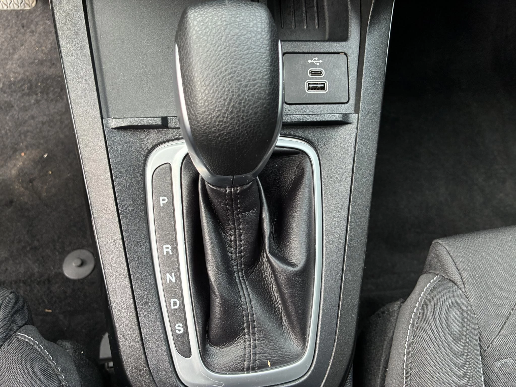 Ford-Puma-image-13