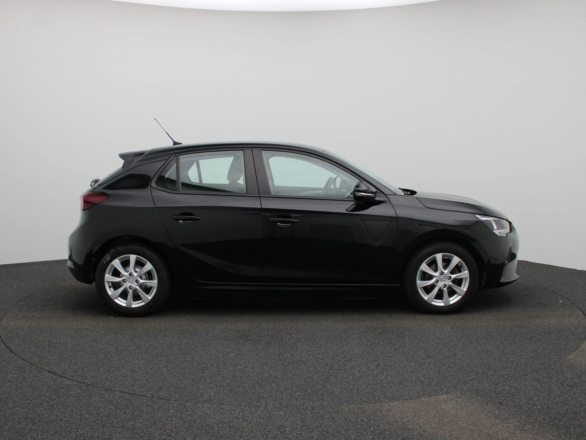 Opel-Corsa-image-6