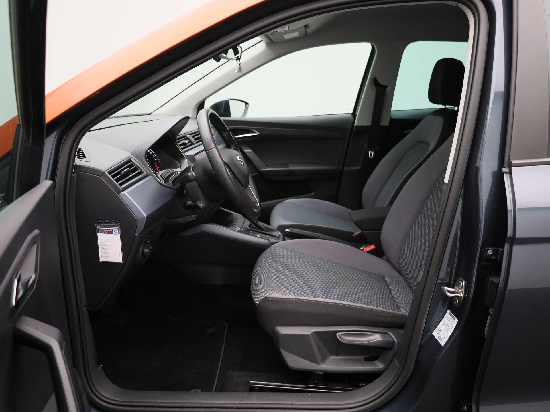 SEAT Arona 1.0 TSI Xcellence Business Intense