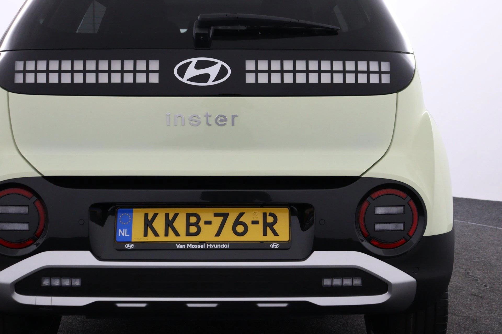 Hyundai-Inster-image-35