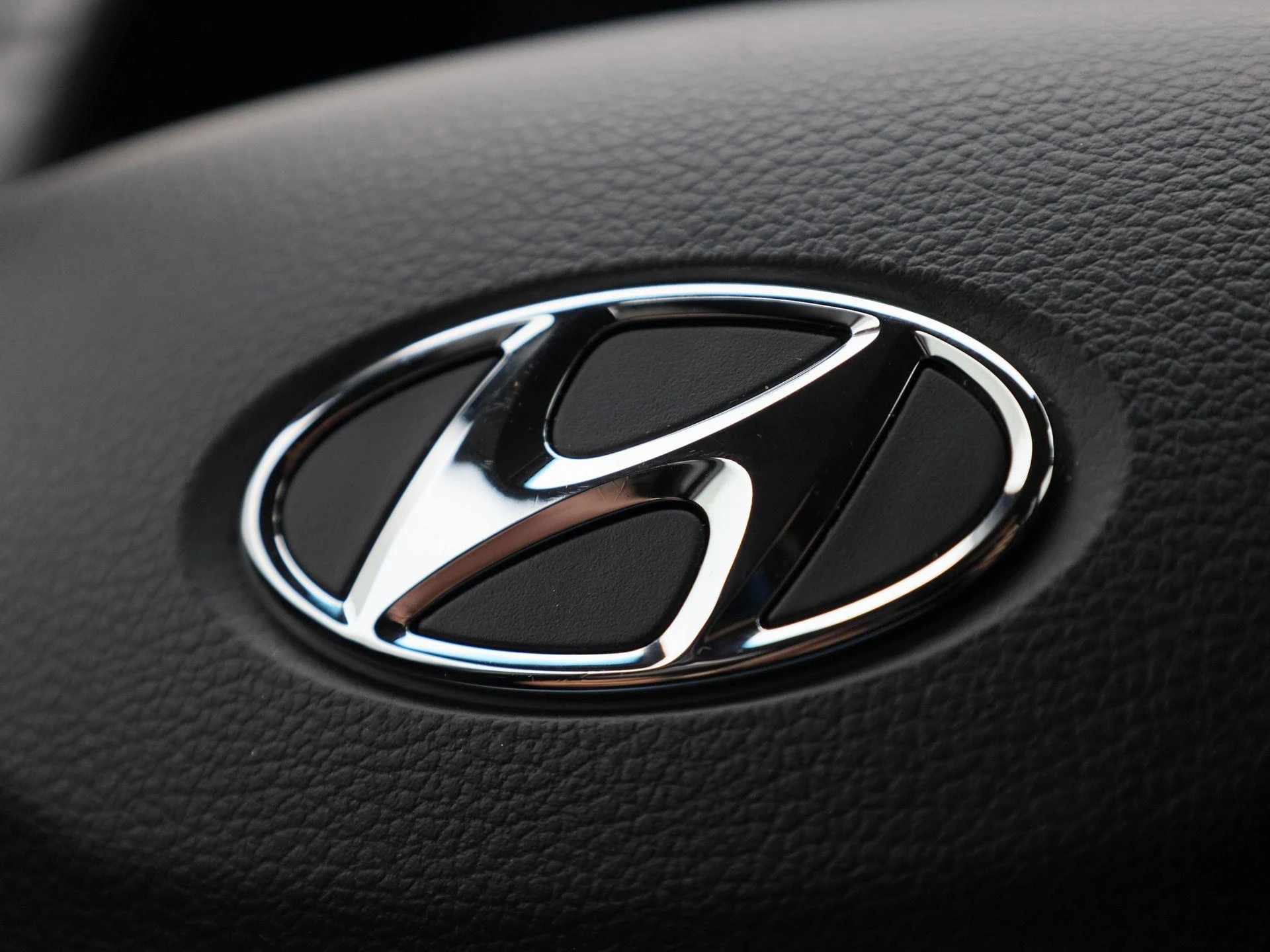 Hyundai-Kona-image-29