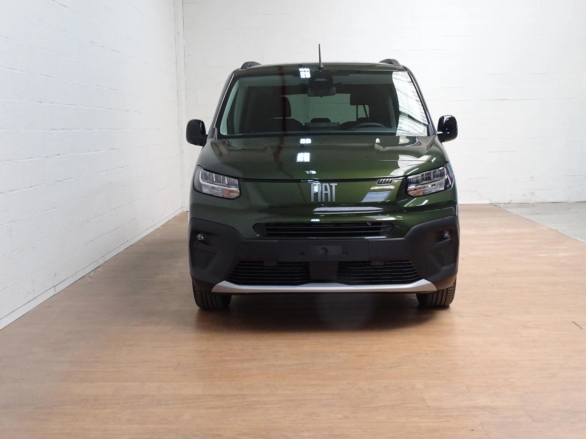 Fiat Qubo L 1.5 BlueHDI 130 S&S AT La Prima Long 7 seats gps+c