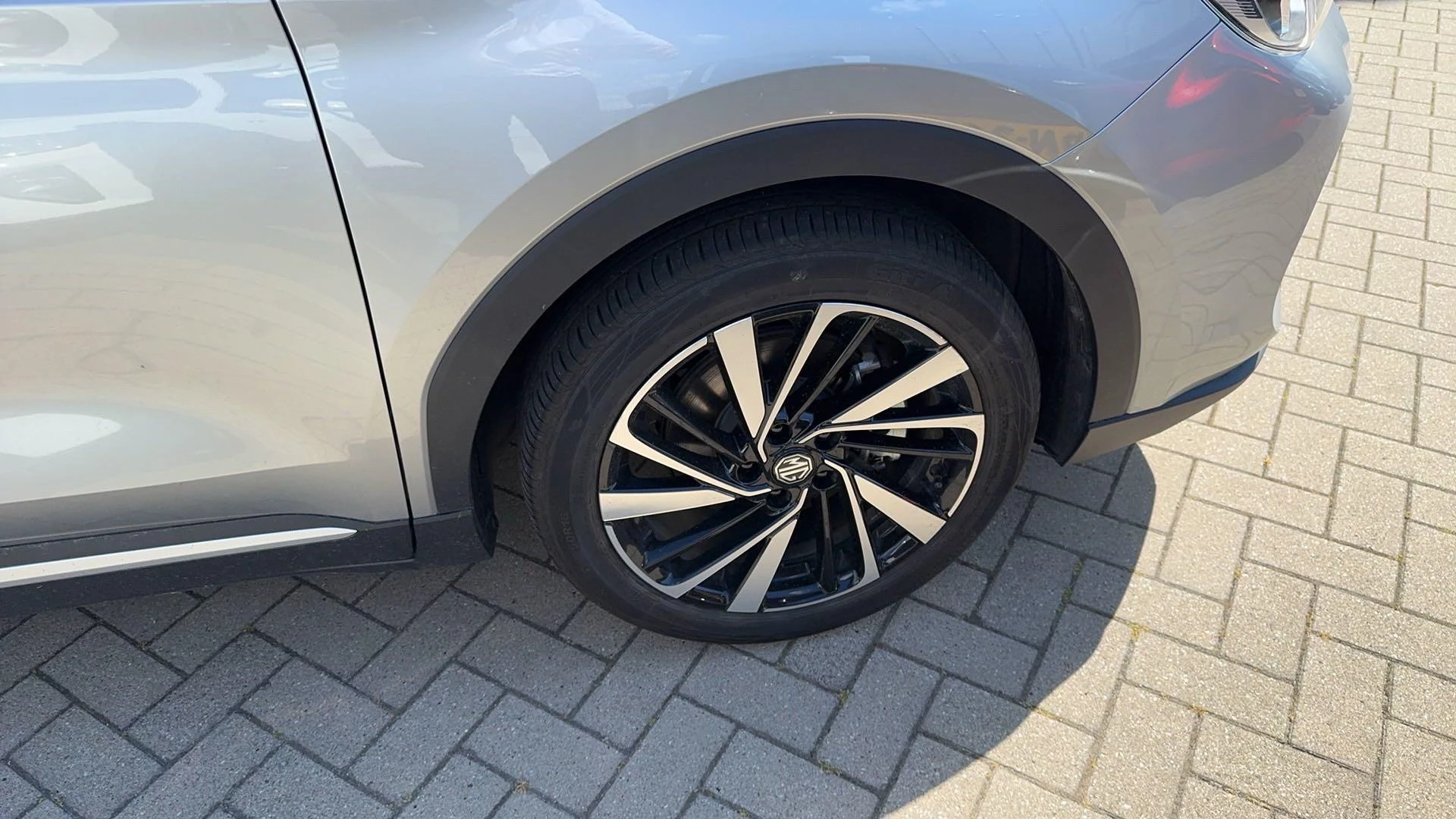 MG-ZS-image-15