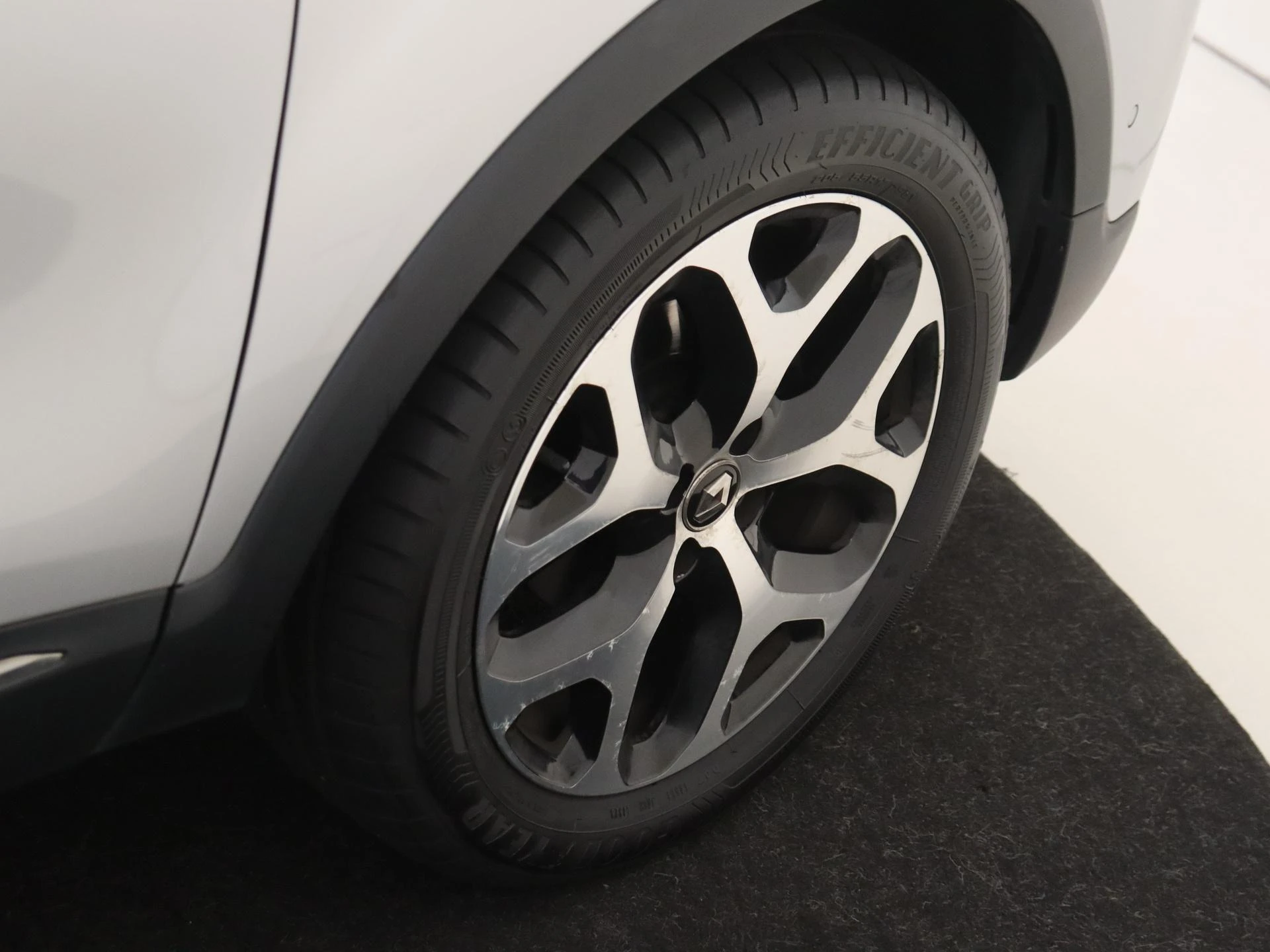Renault-Captur-image-24