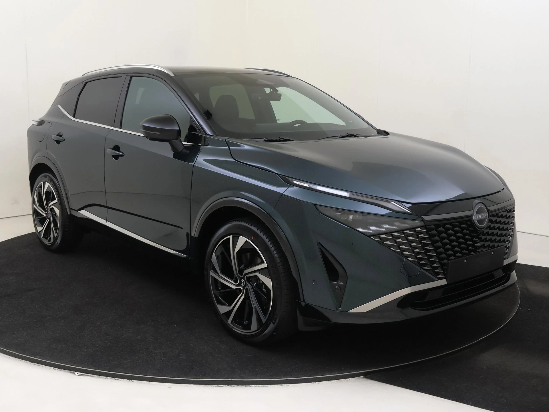 Nissan-QASHQAI-image-1