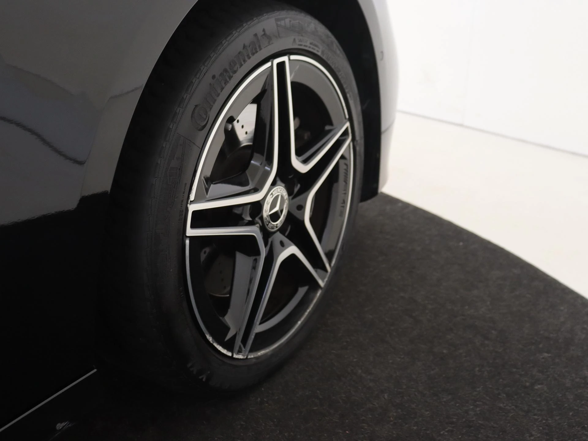 Mercedes-Benz-A-Klasse-image-32