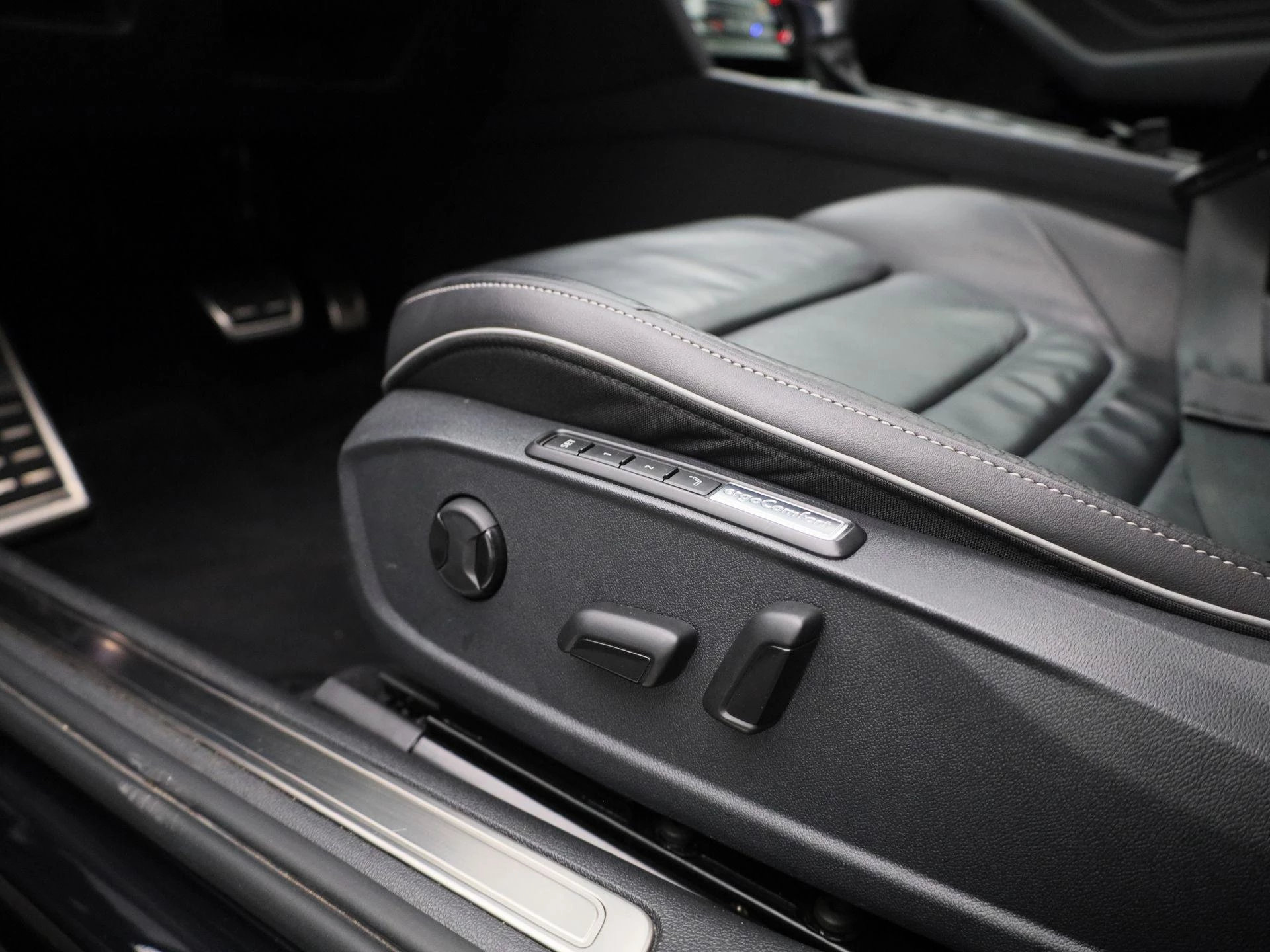 Volkswagen-Arteon-image-35