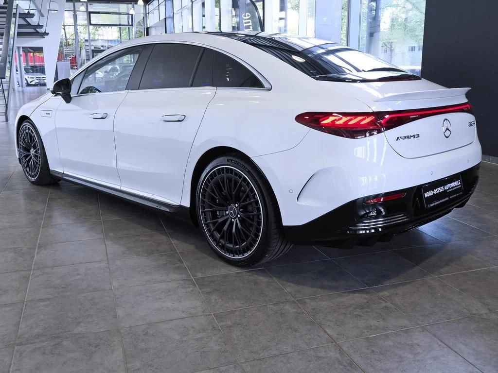 Mercedes-AMG-EQE 43 AMG-image-5