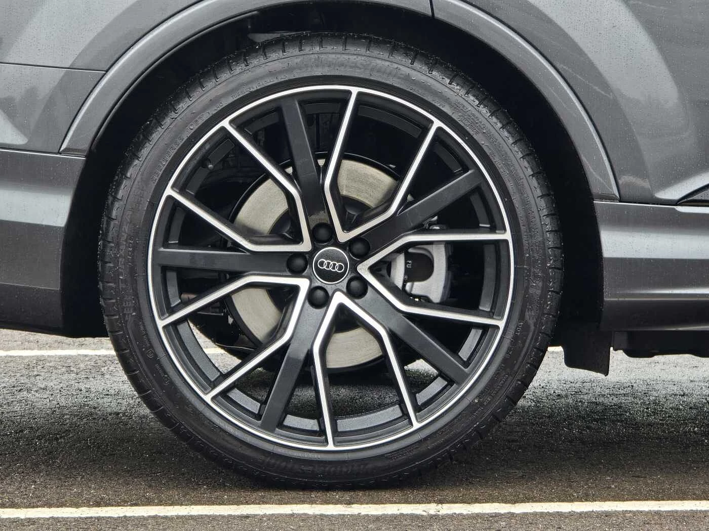 Audi-Q7-image-4