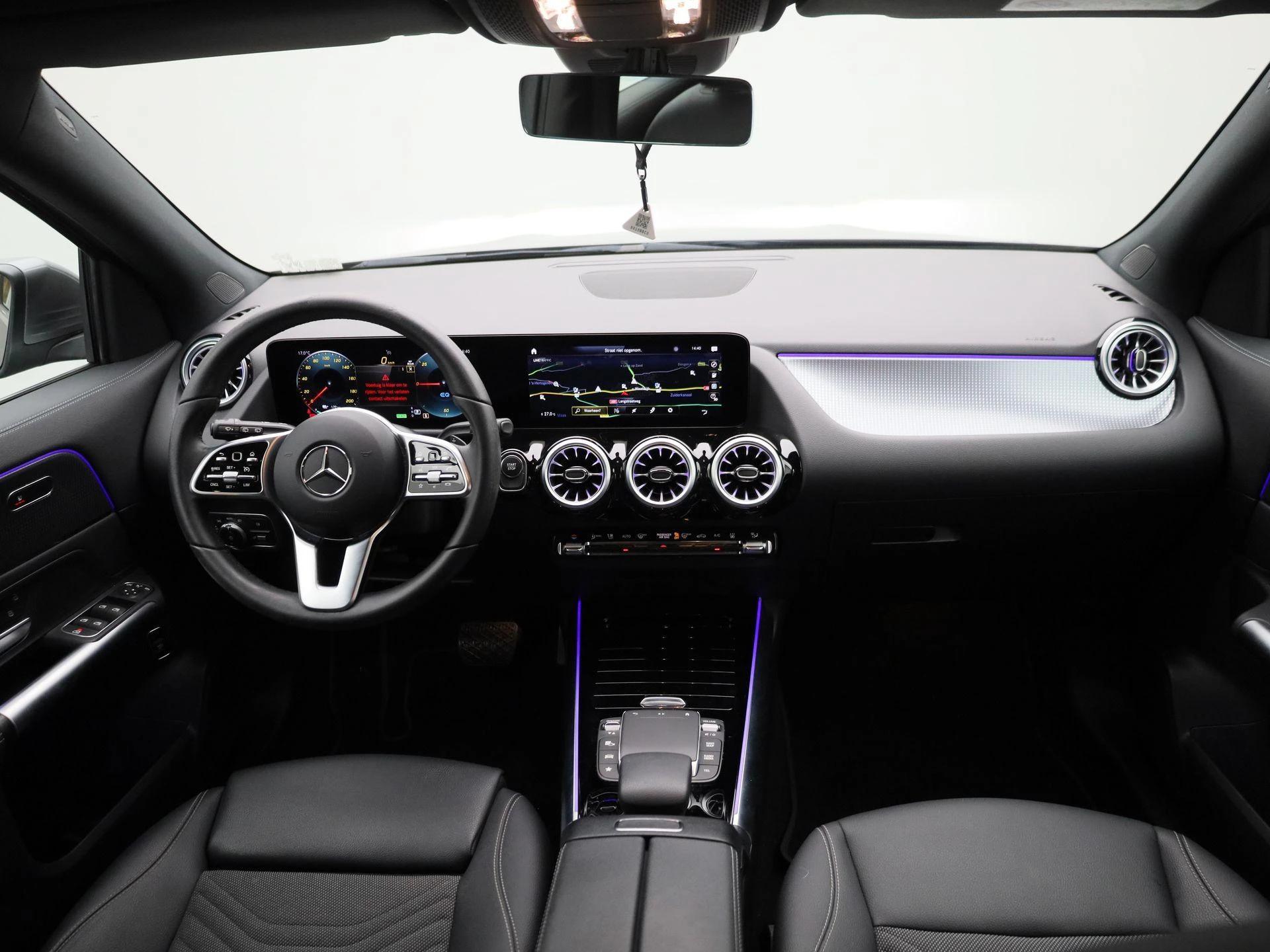 Mercedes-Benz-EQA-image-37