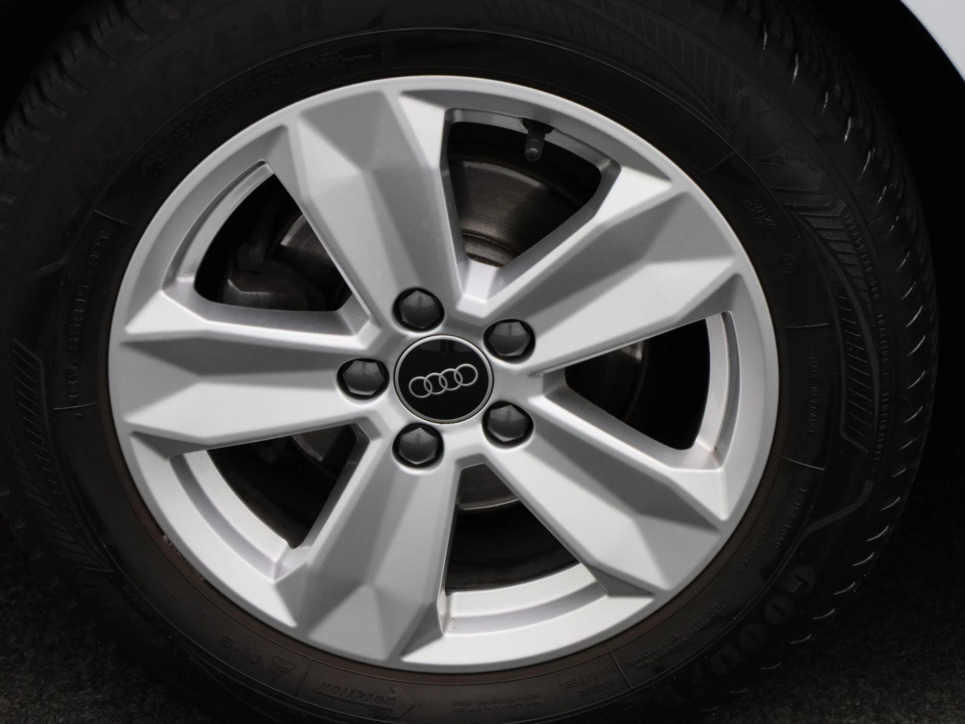 Audi-A1 Sportback-image-6