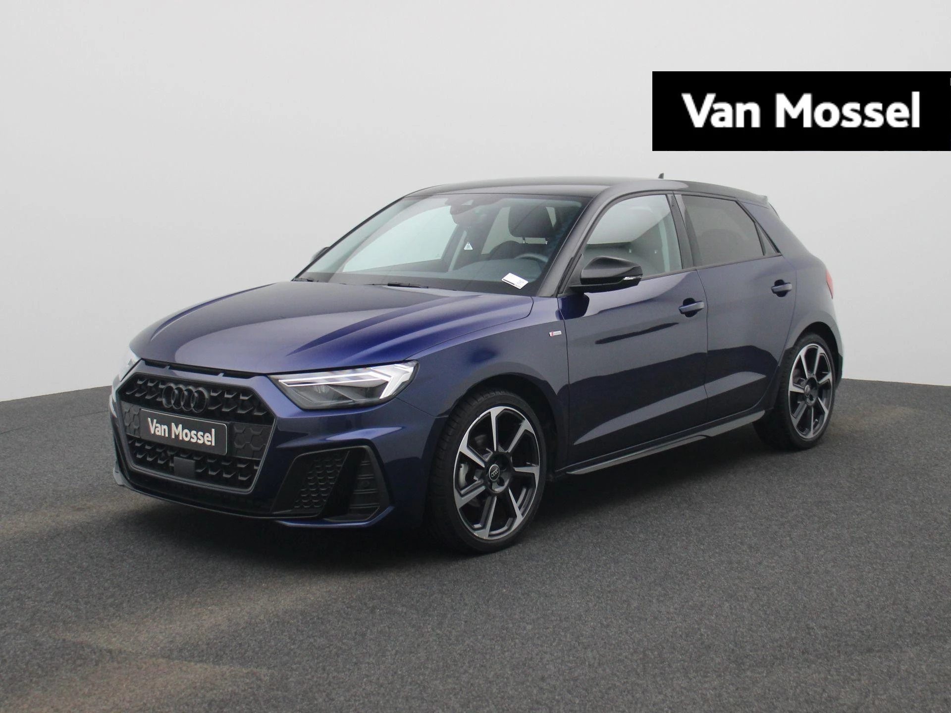 Audi-A1 Sportback-image-0