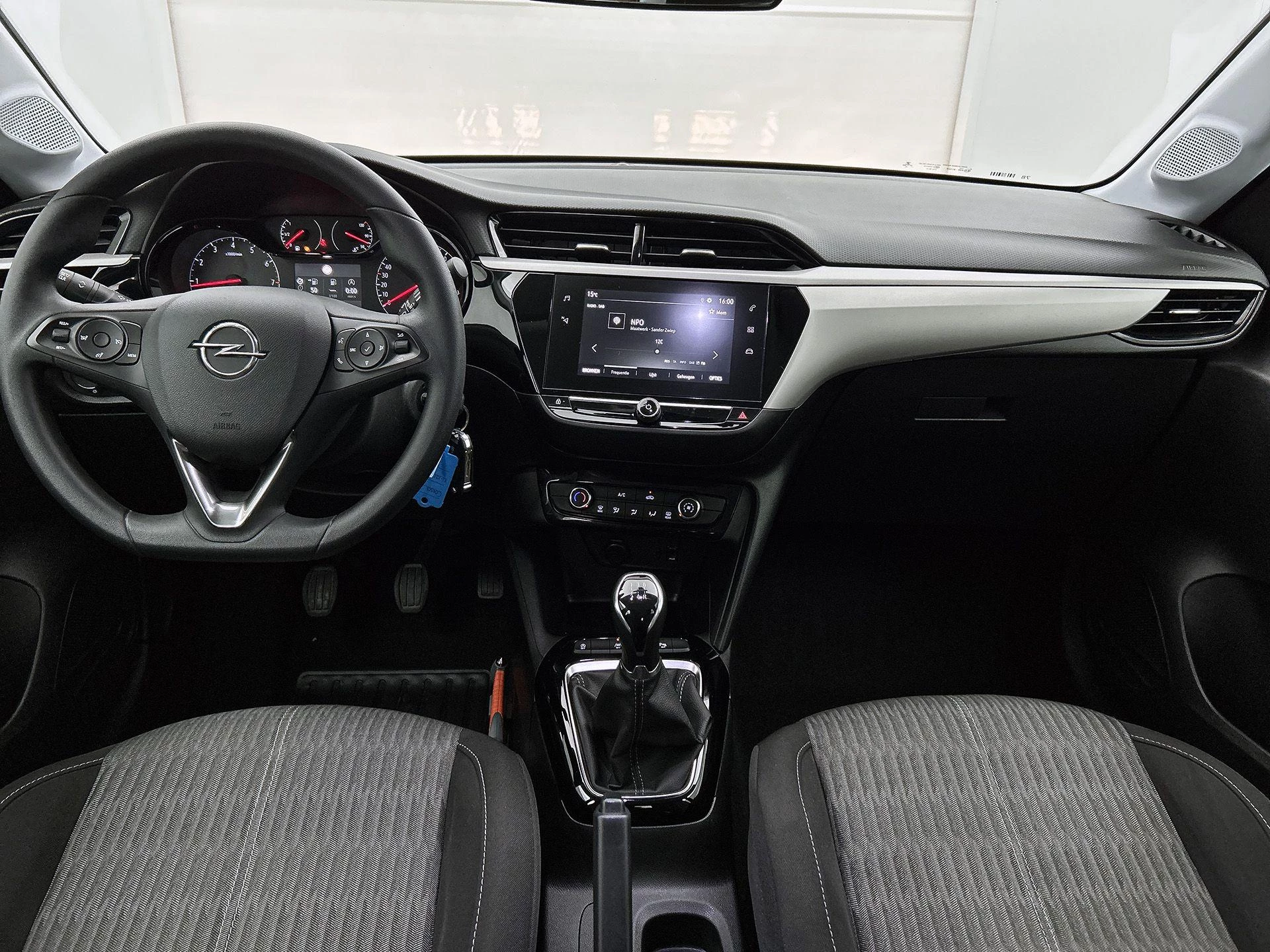 Opel-Corsa-image-17