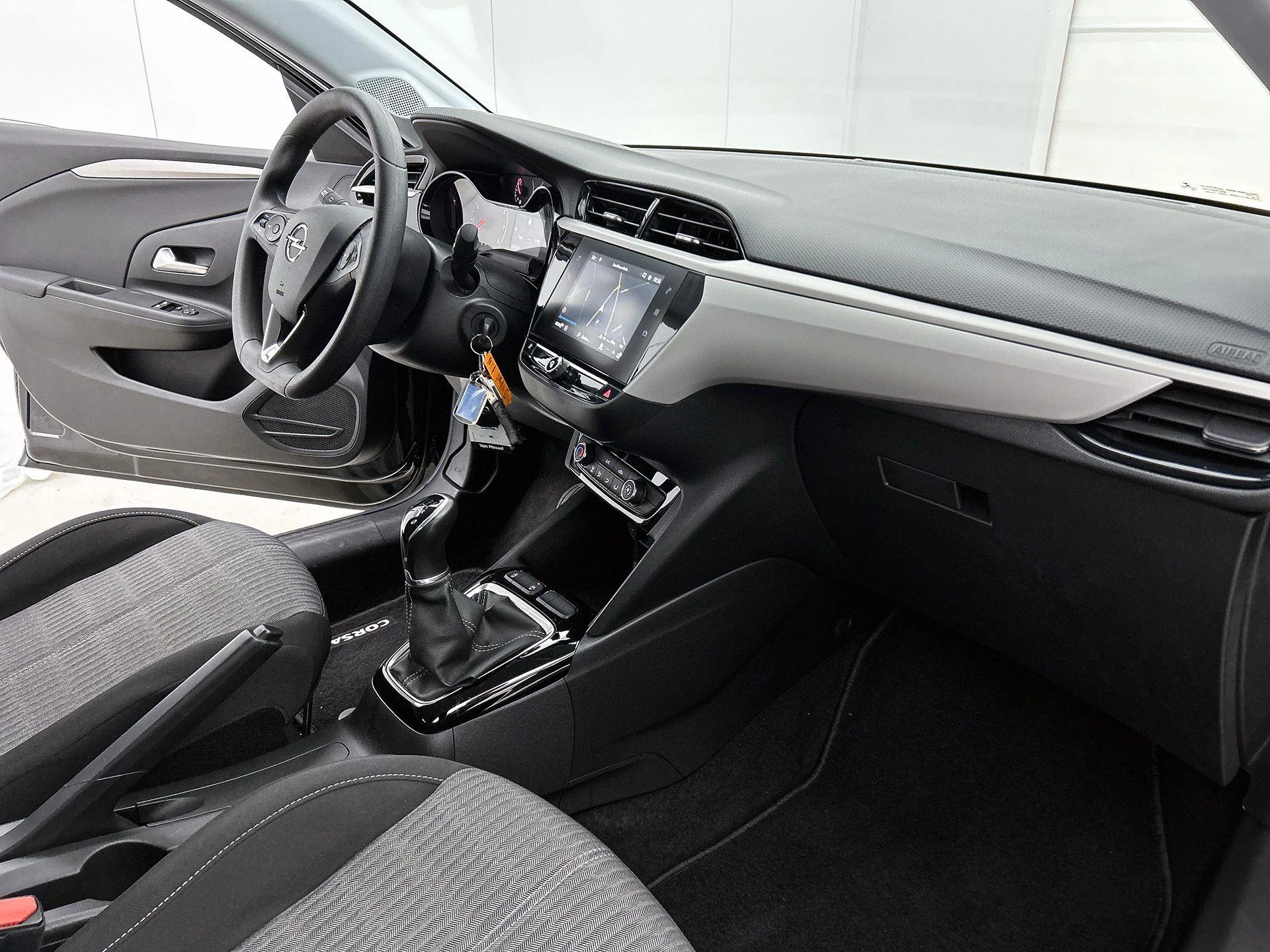 Opel-Corsa-image-19