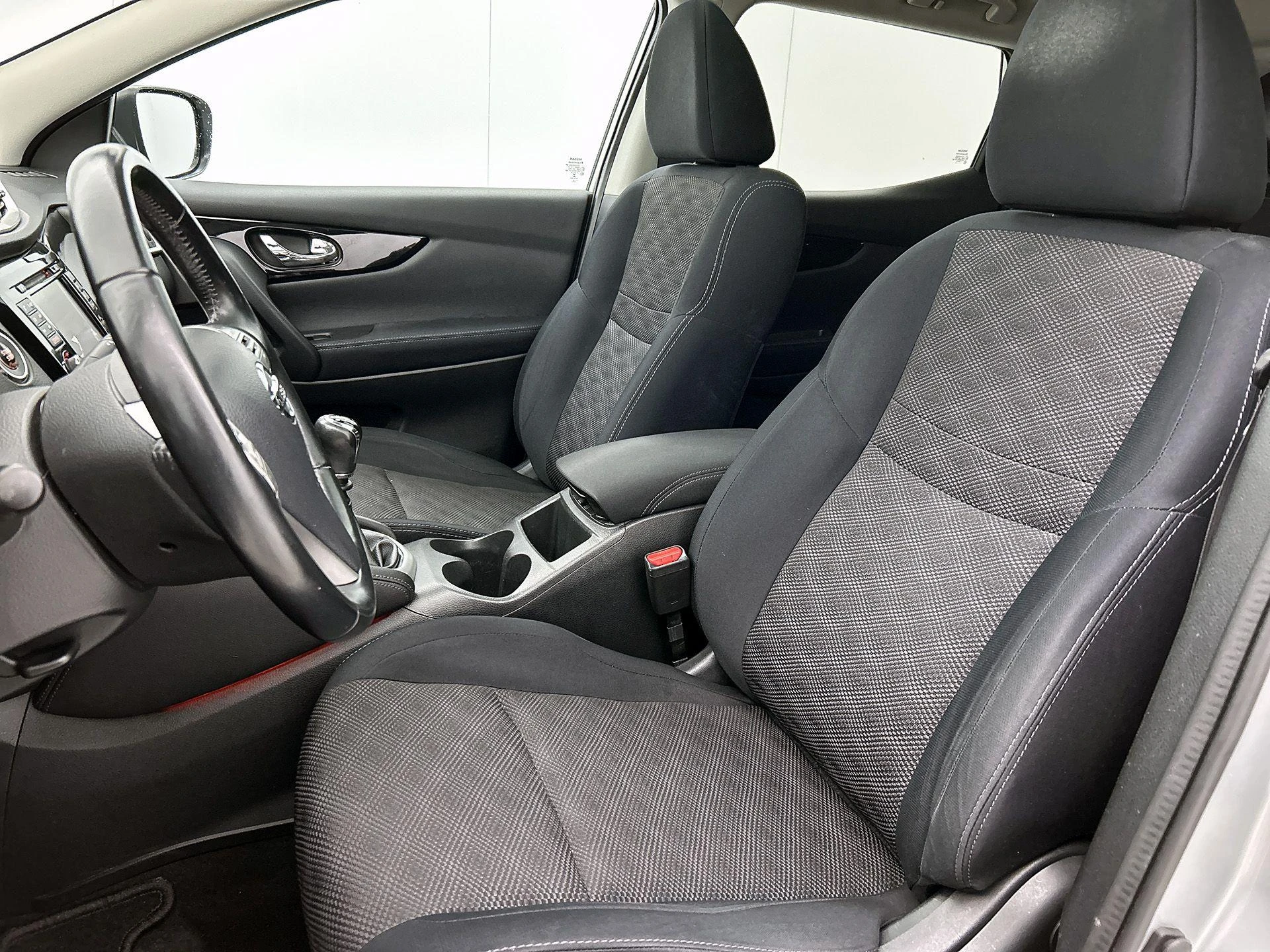 Nissan-QASHQAI-image-34