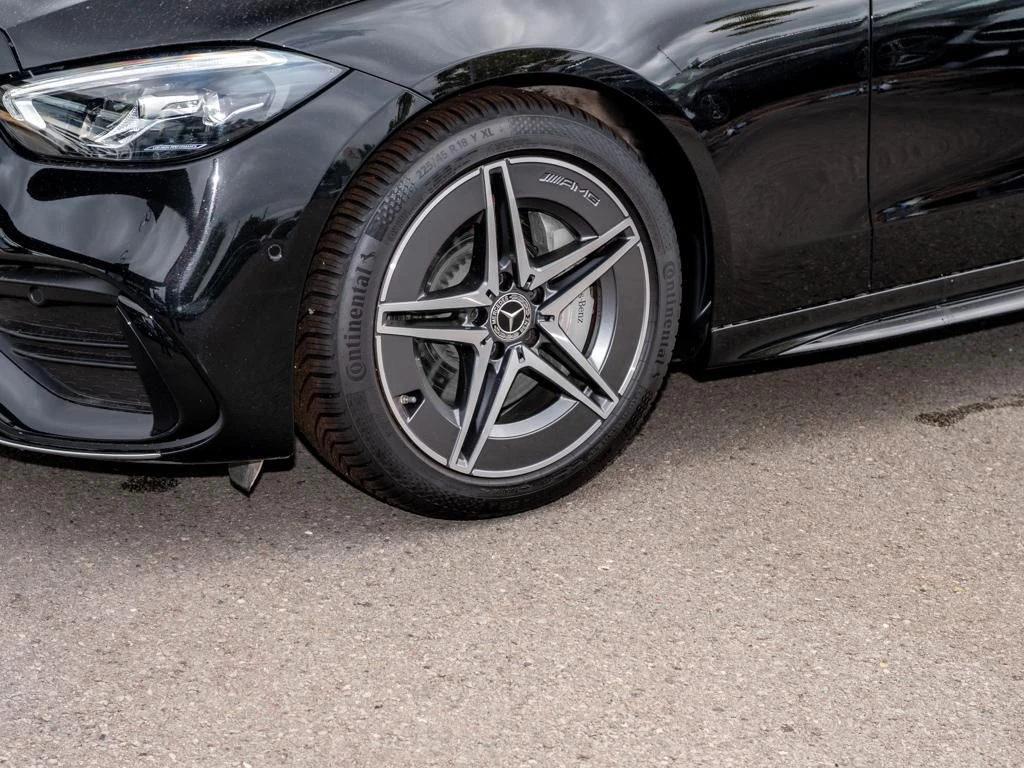 Mercedes-Benz-C-Klasse 300-image-6