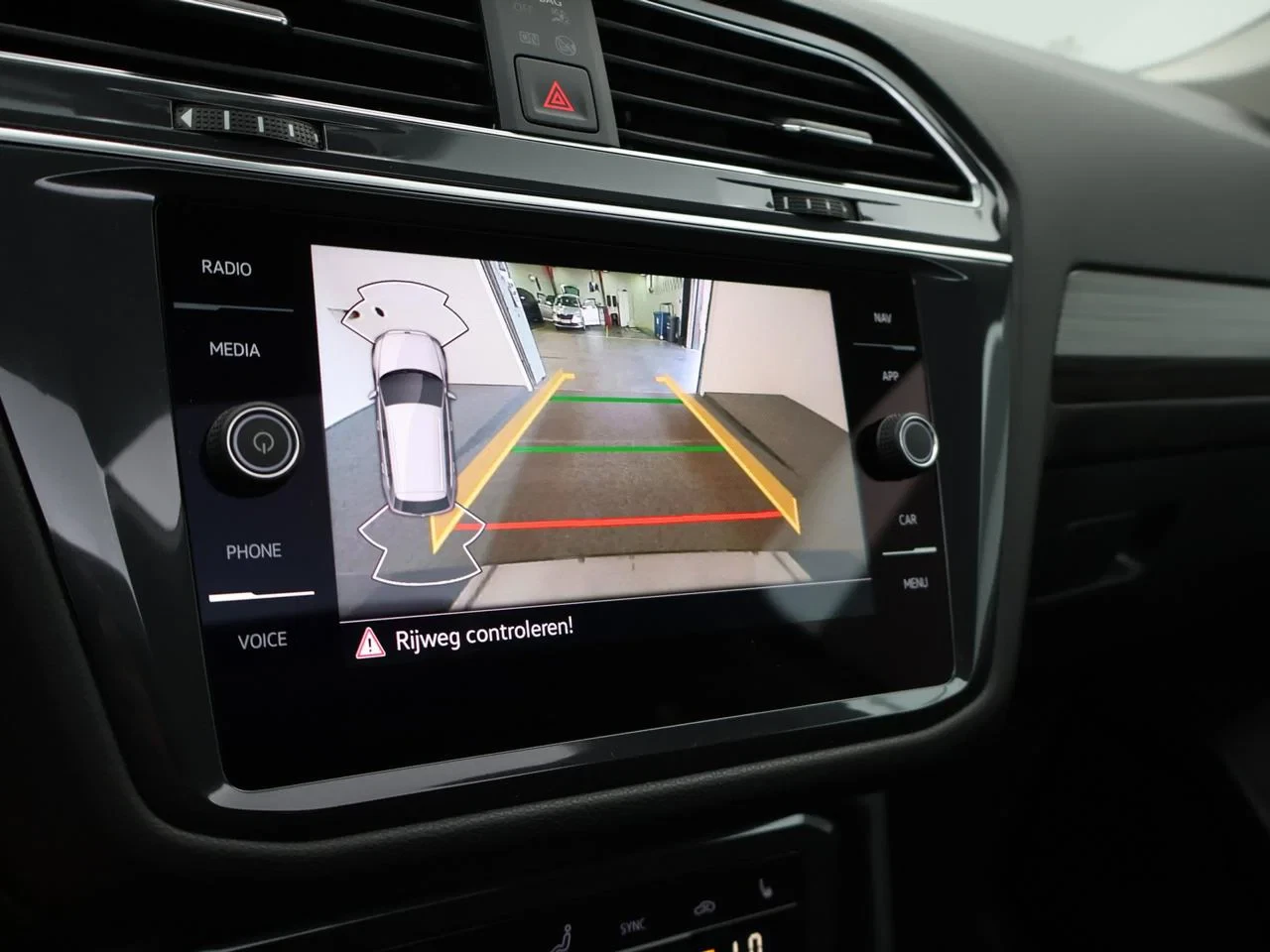 Volkswagen-Tiguan Allspace-image-17