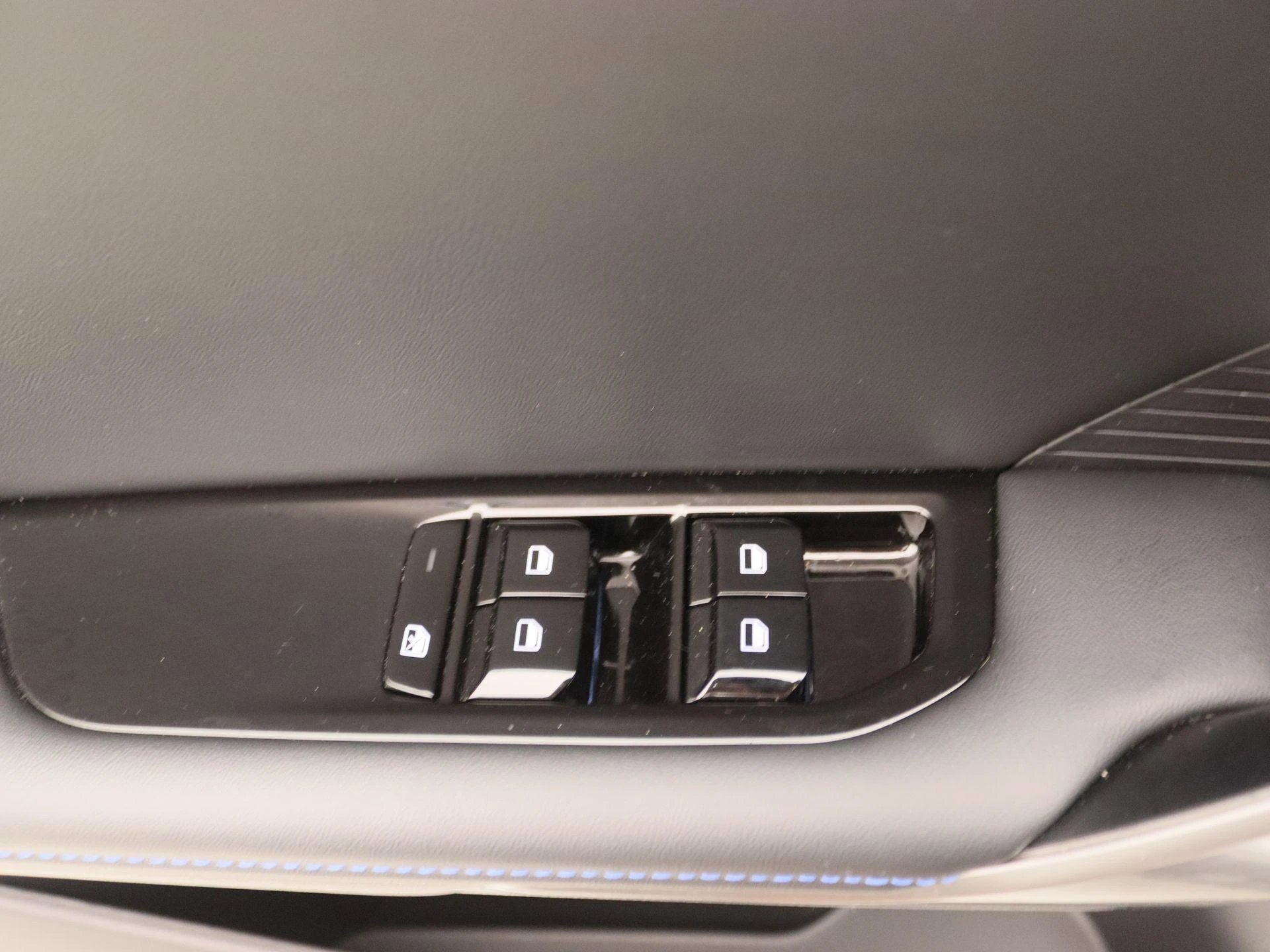 MG MG4 Luxury 64 kWh