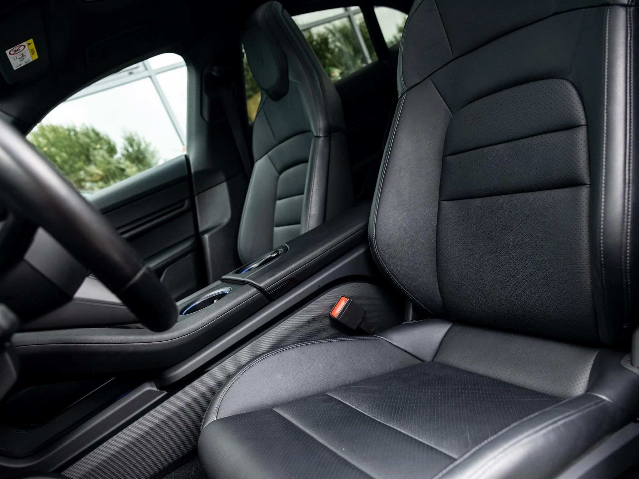 Porsche-Taycan-image-20