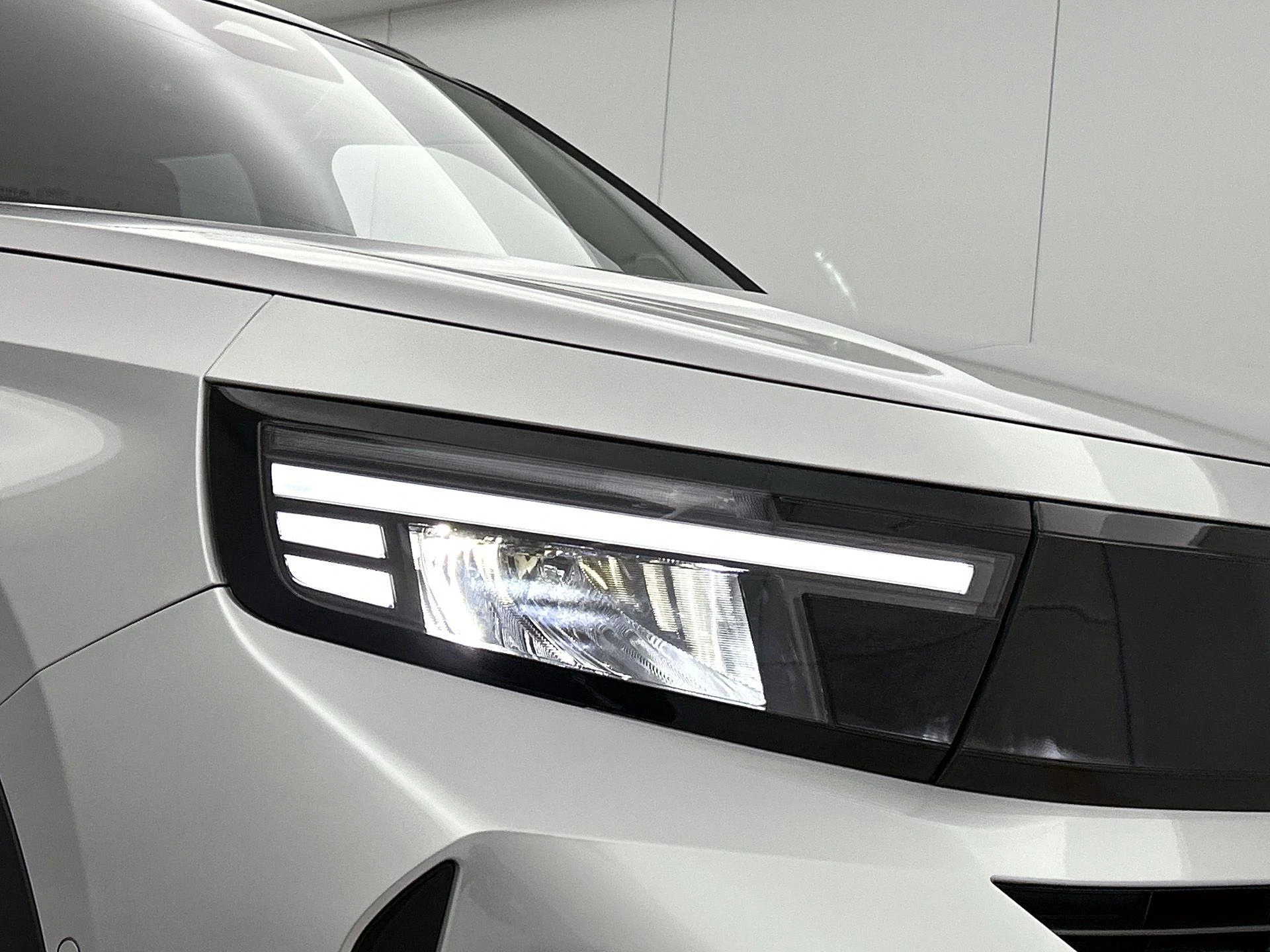 Opel-Frontera-image-14