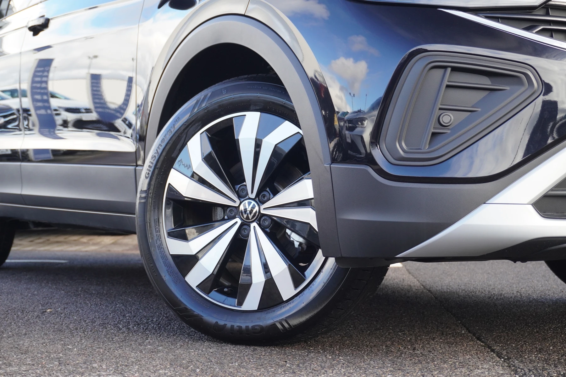 Volkswagen-T-Cross-image-23