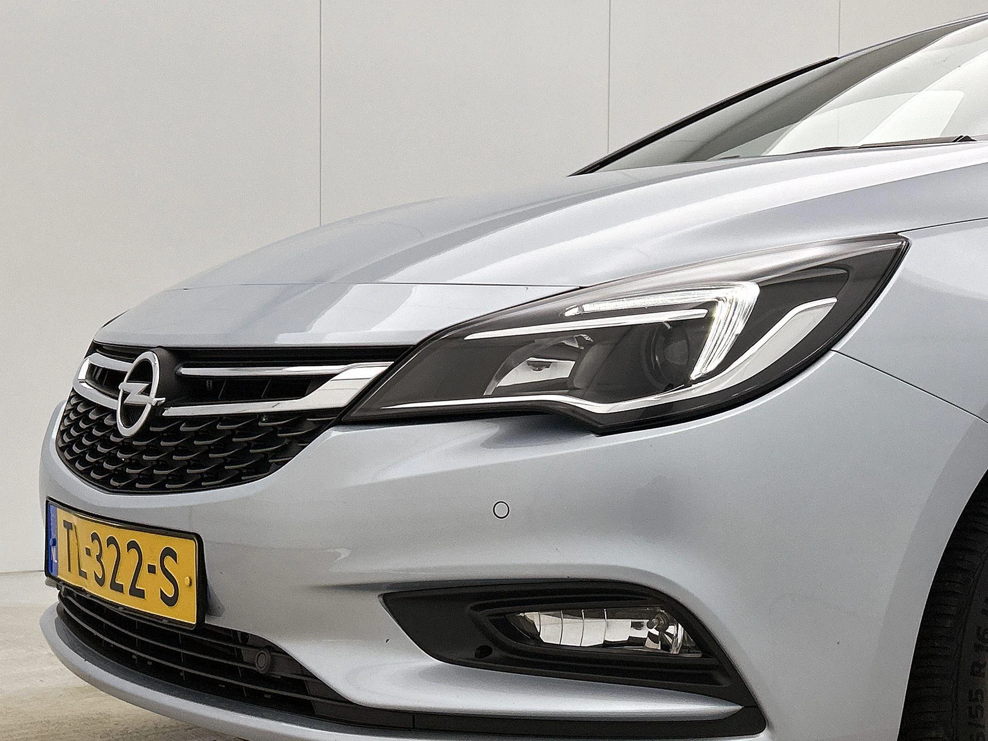 Opel-Astra-image-27