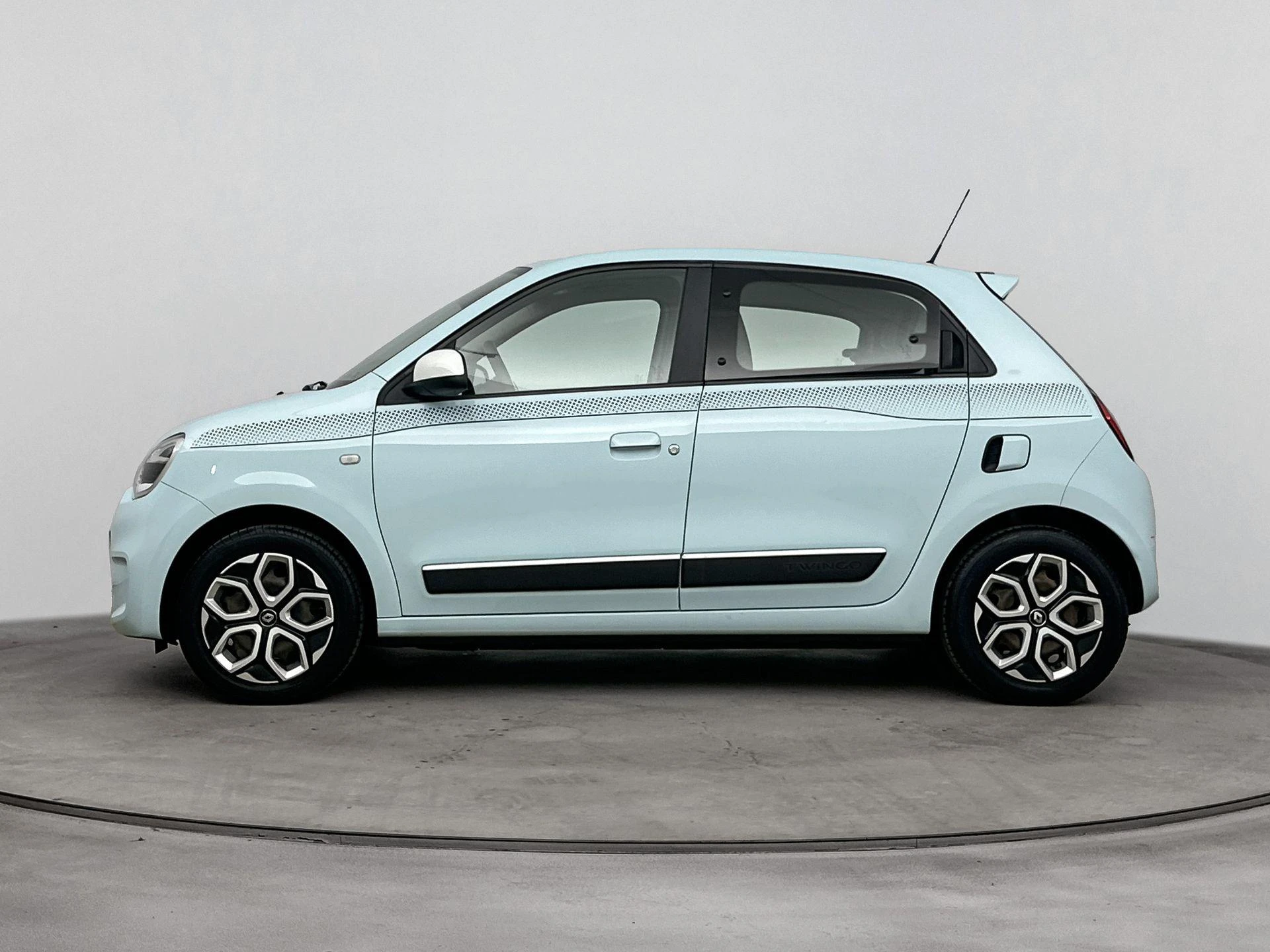 Renault-Twingo-image-1