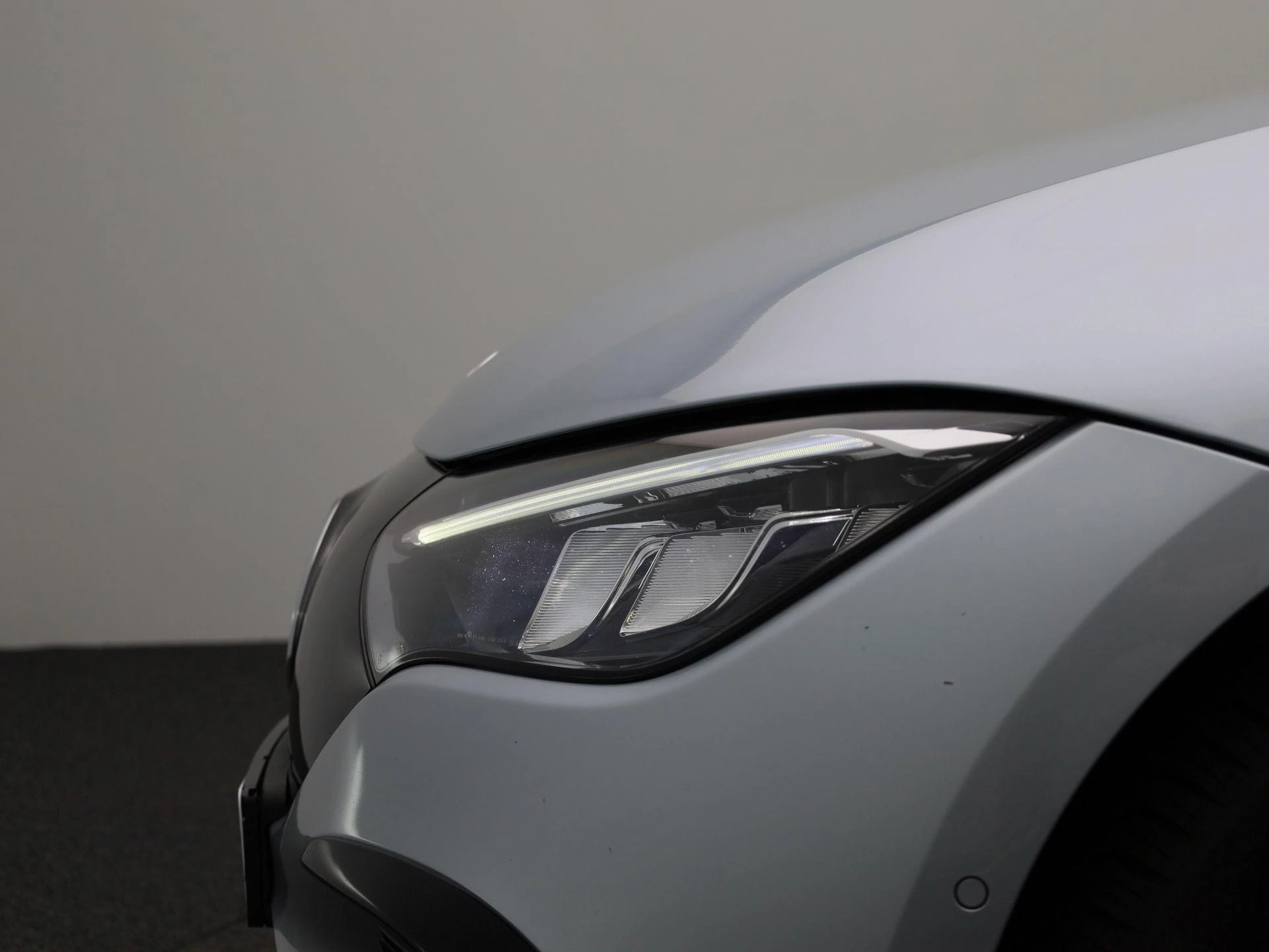 Mercedes-Benz EQE 300 Business Line 89 kWh