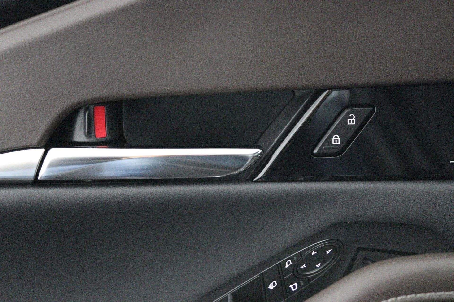 Mazda-CX-30-image-23
