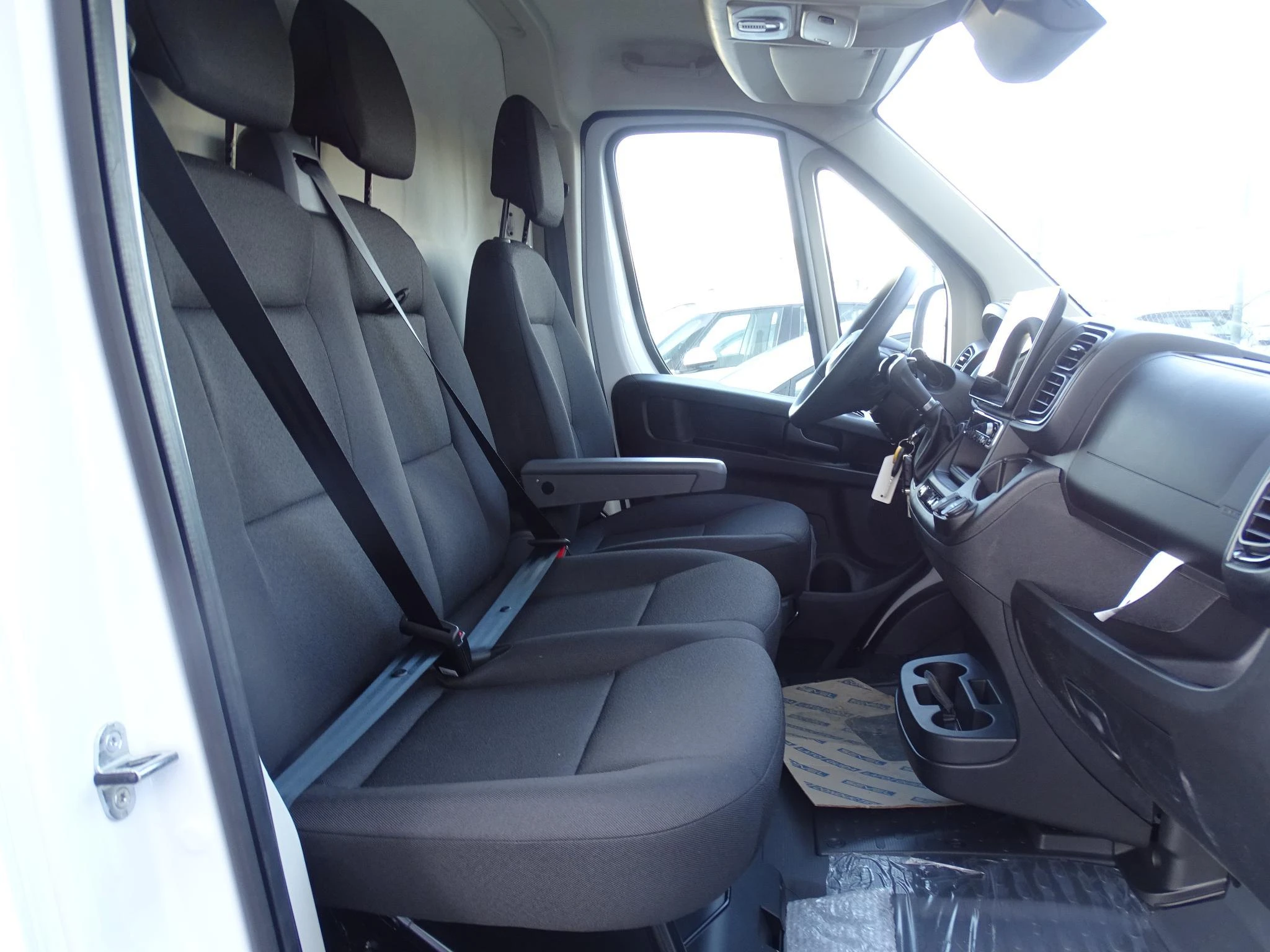 Peugeot-Boxer-image-3