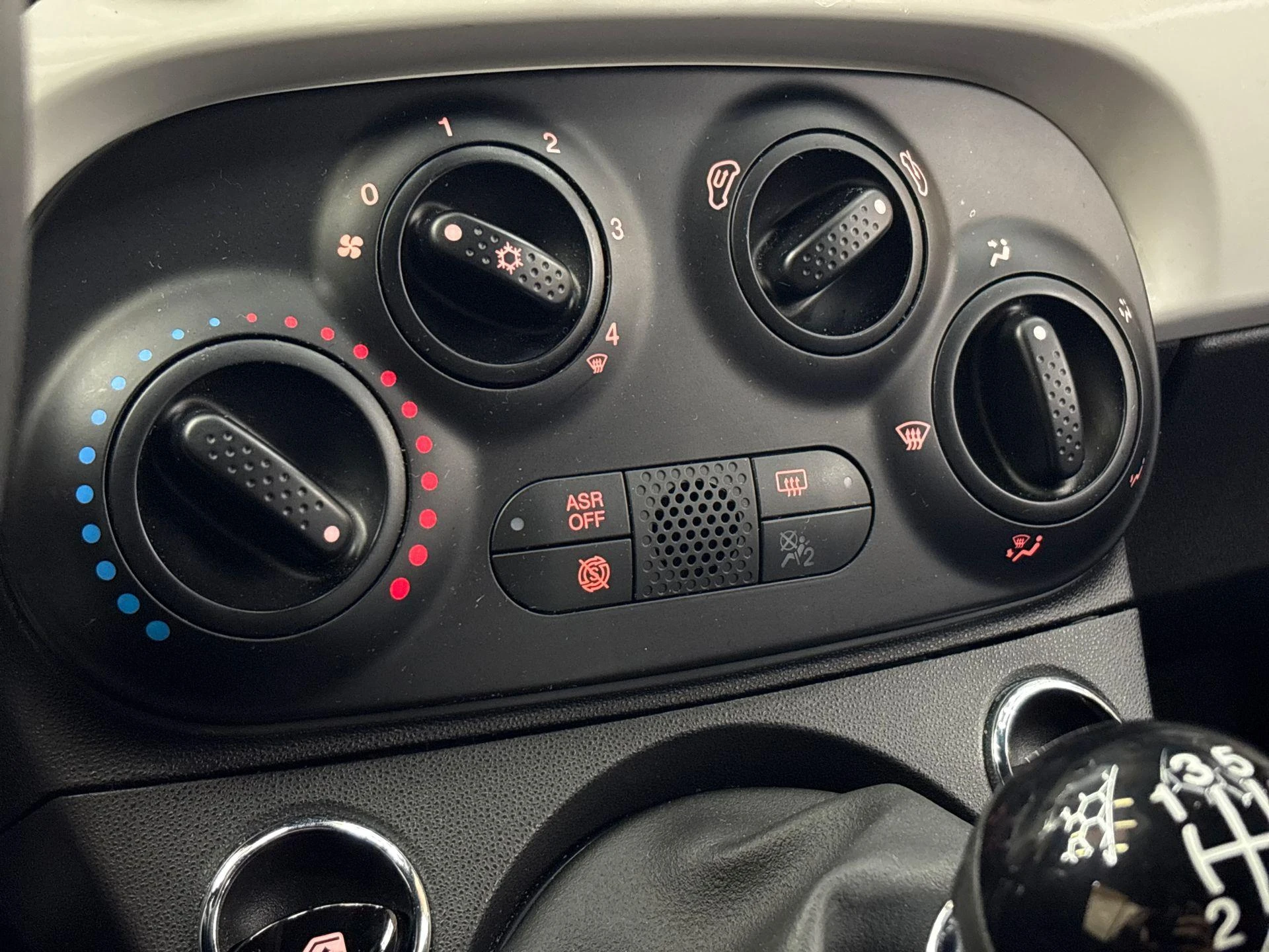 Fiat-500-image-12