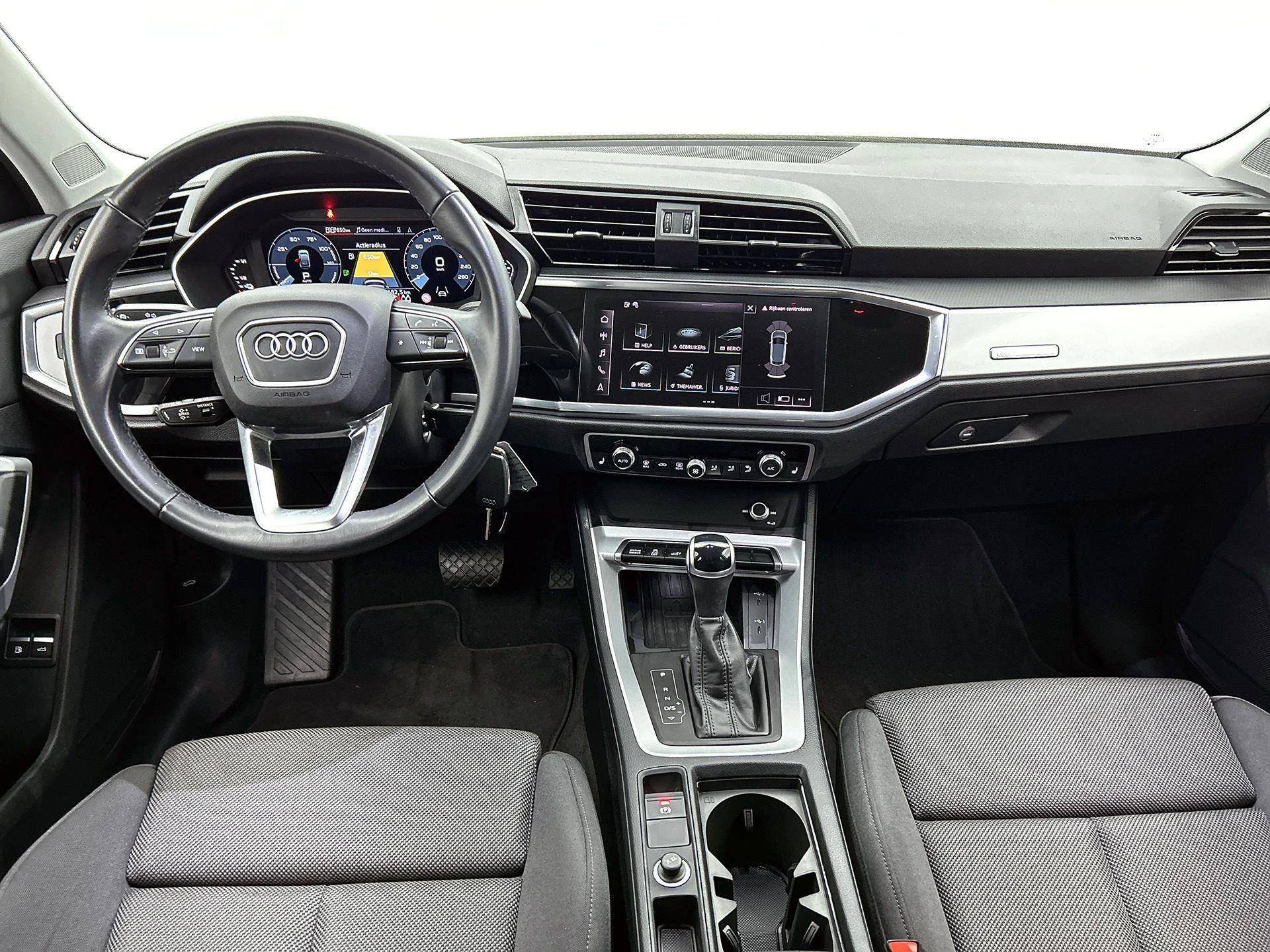 Audi-Q3-image-21