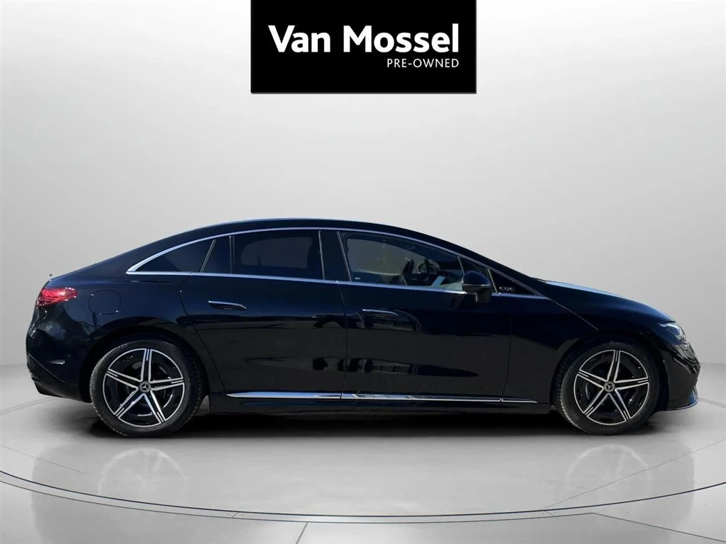 Mercedes-Benz-EQE-image-3