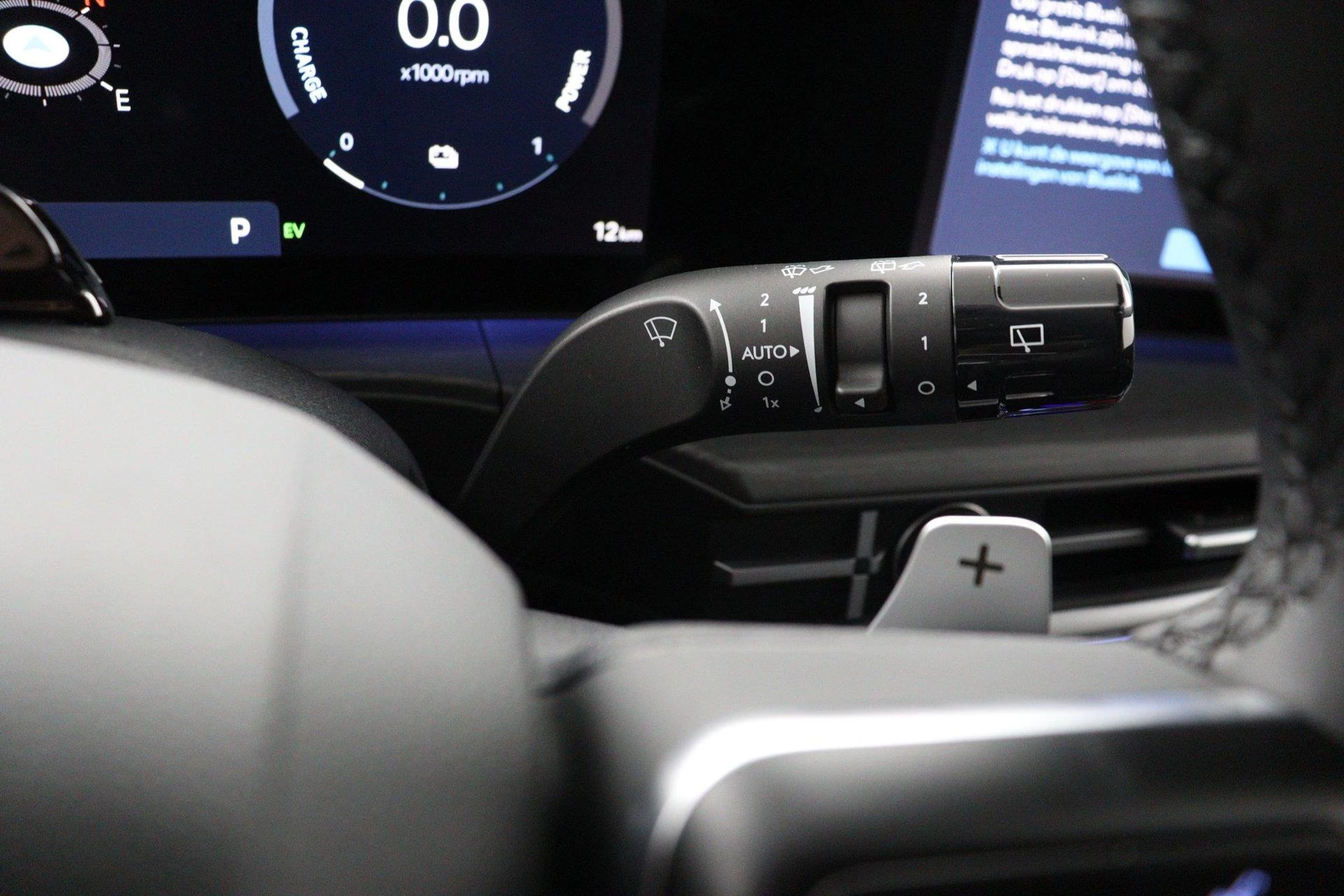 Hyundai-Santa Fe-image-38