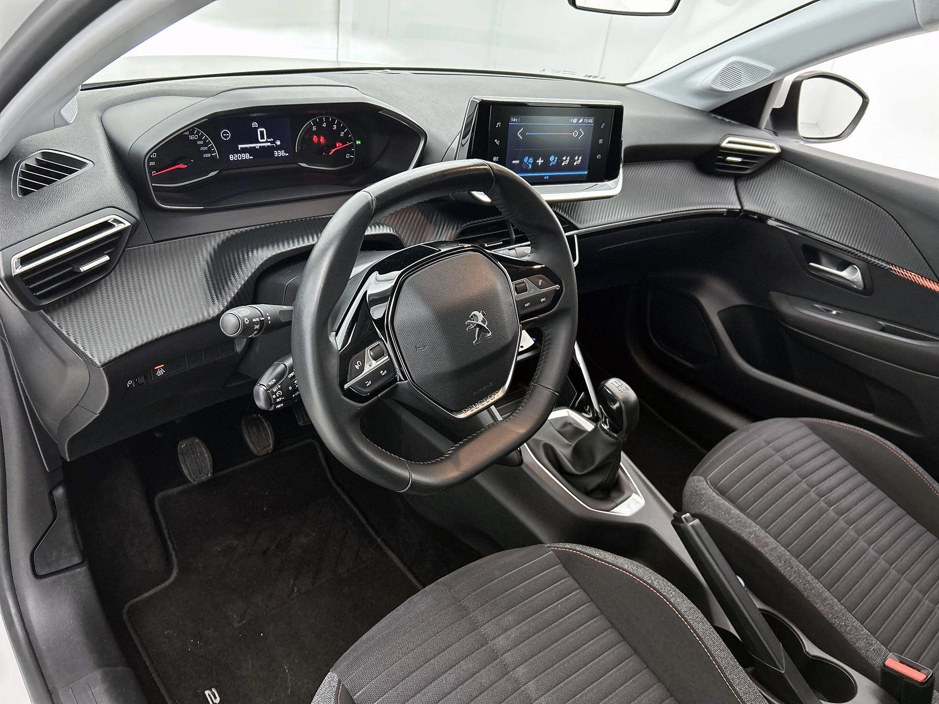 Peugeot-208-image-7