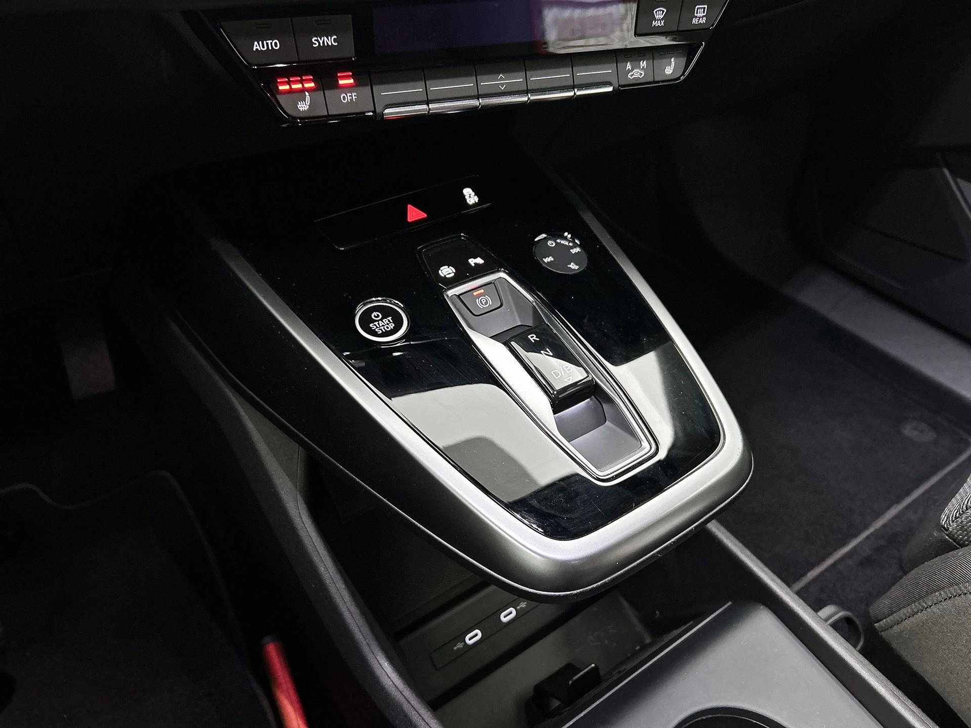 Audi-Q4 e-tron-image-22