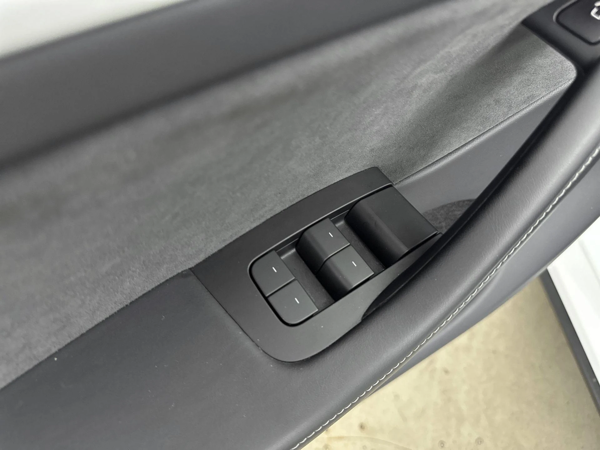 Tesla-Model Y-image-13