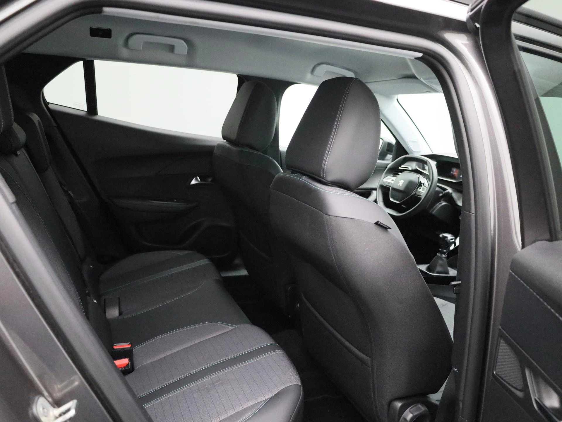 Peugeot 2008 1.5 BlueHDi S&S Allure Pack LED | Carplay | Camera