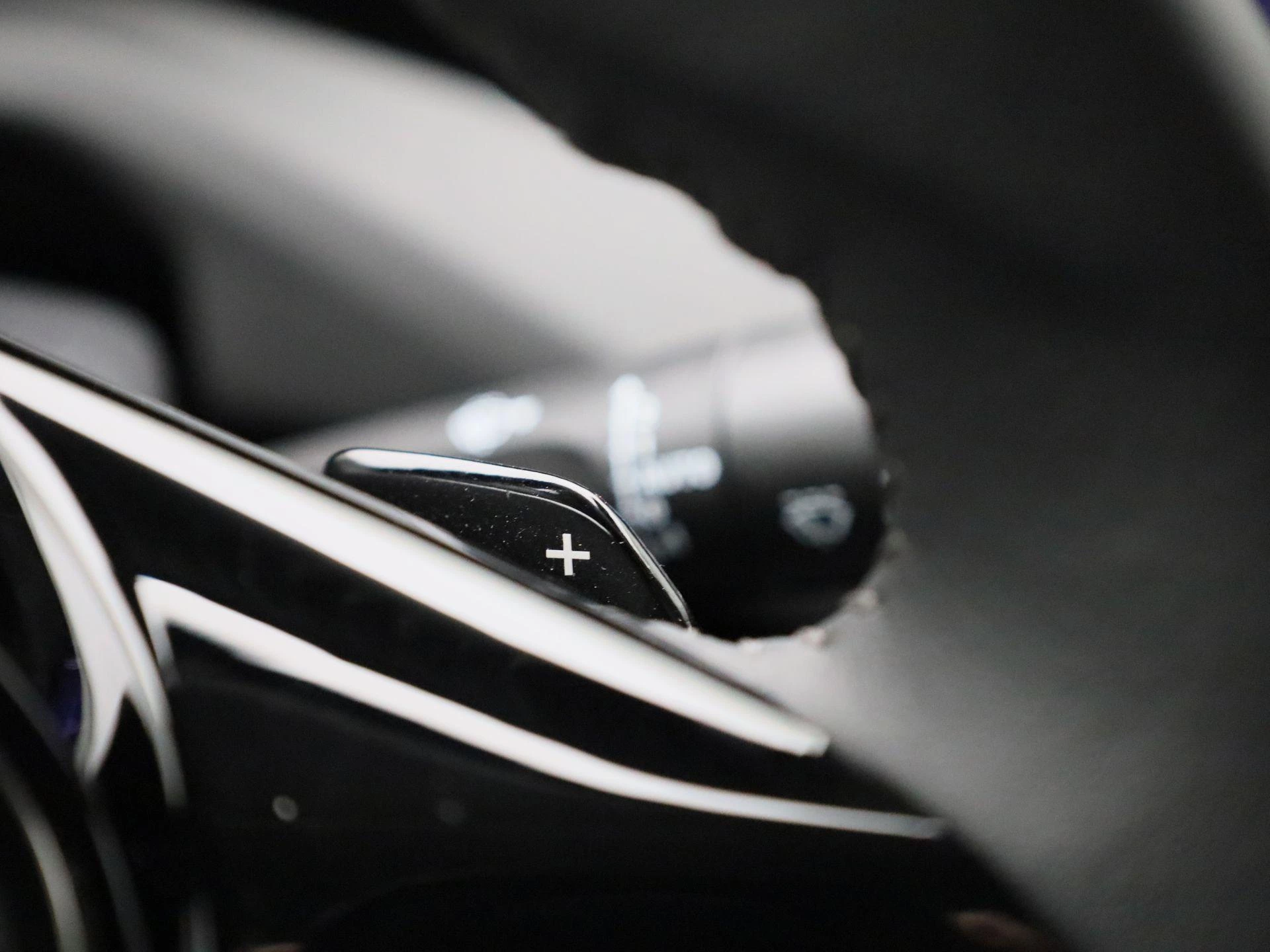 Peugeot-308-image-24