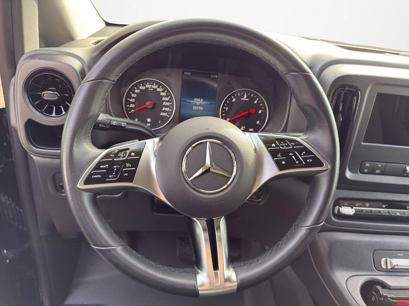 Mercedes-Benz Vito 116 TOURER NEUES MODELL NAVI KAMERA KLIMA Tourer