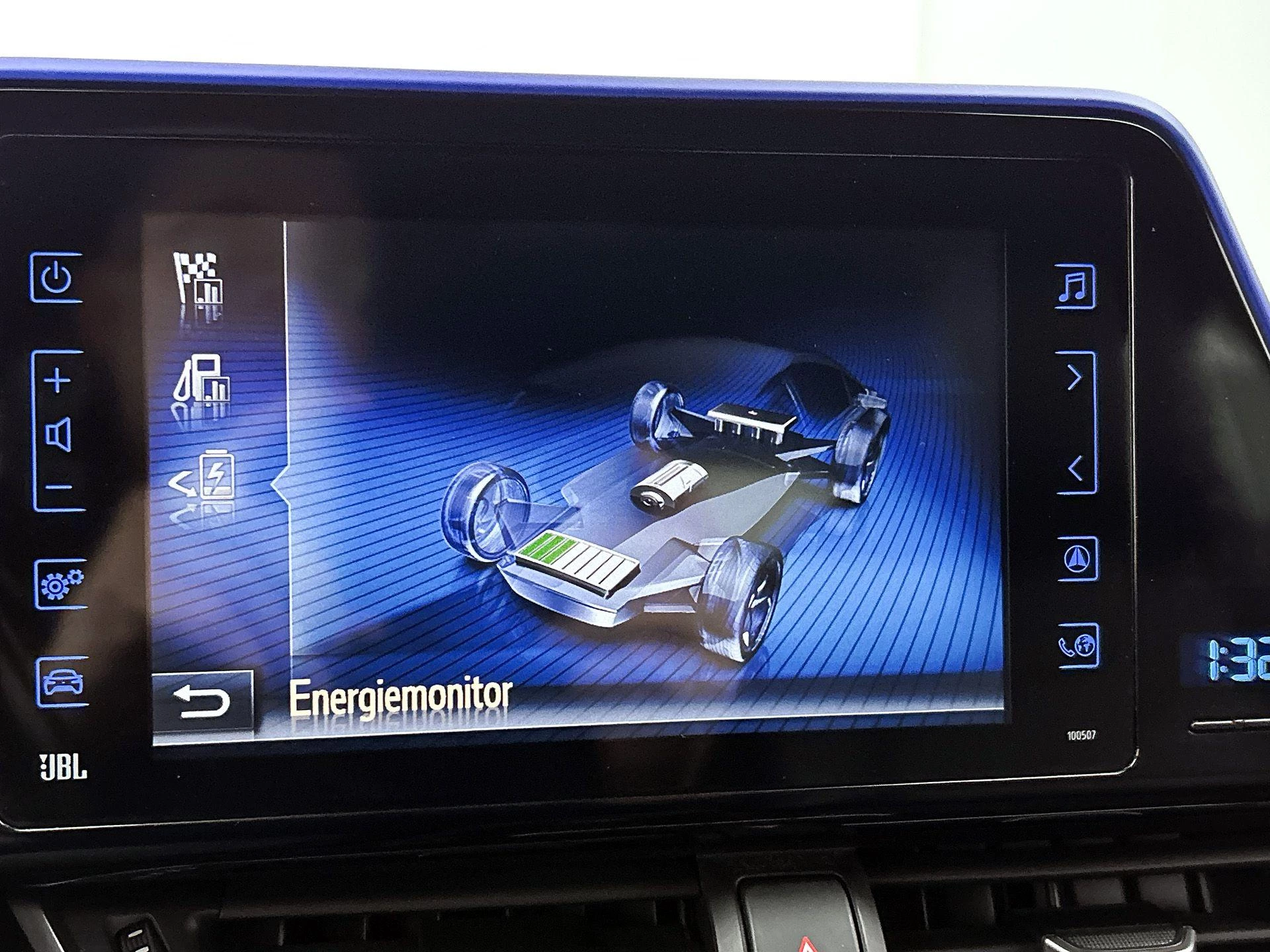 Toyota-C-HR-image-11