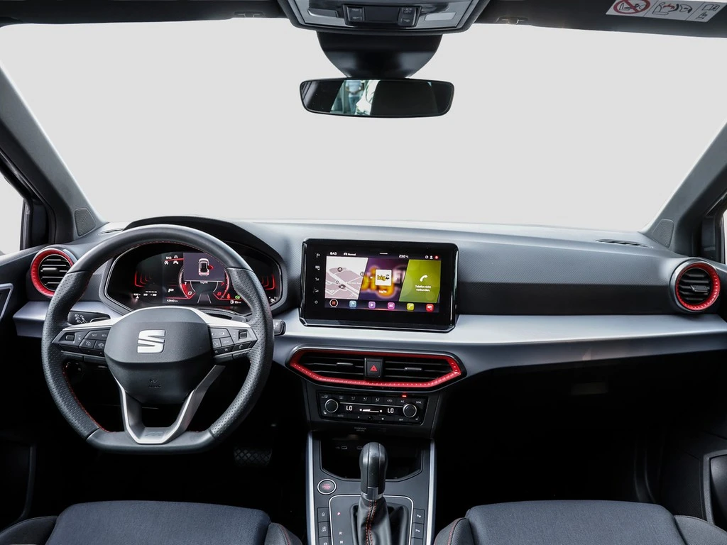 SEAT-Arona-image-10