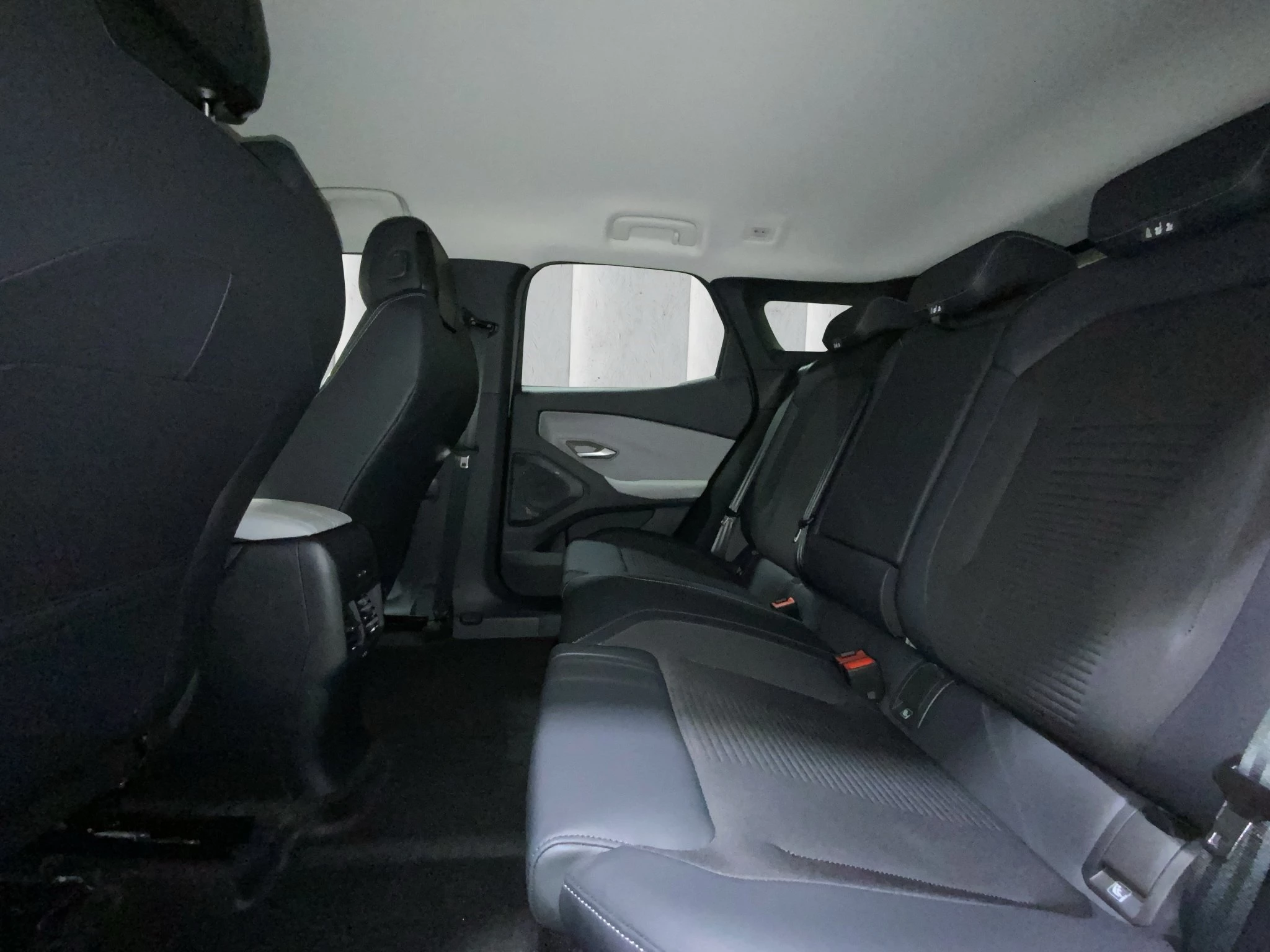 Ford Explorer BEV Premium SUV 77 kWh Elektromotor. Automatik. Heckantrieb. MJ 2025.75
