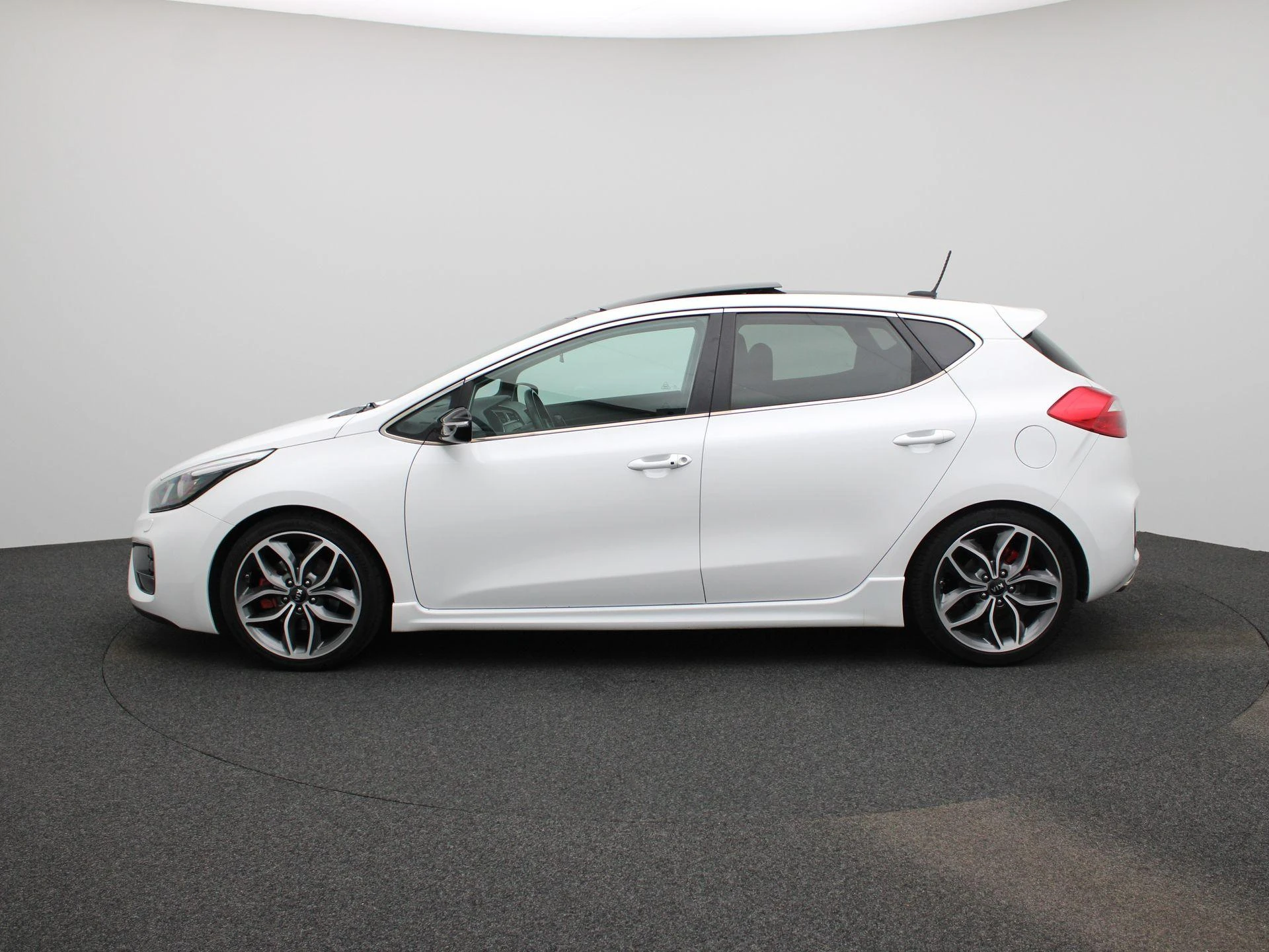 Kia-cee'd-image-3