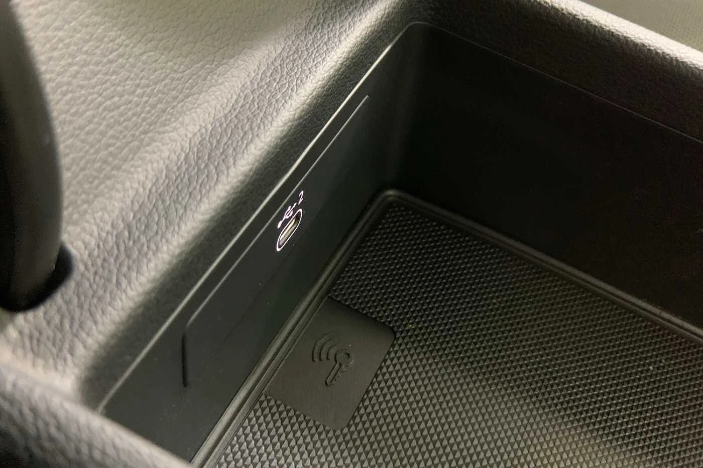 Audi-A4-image-20