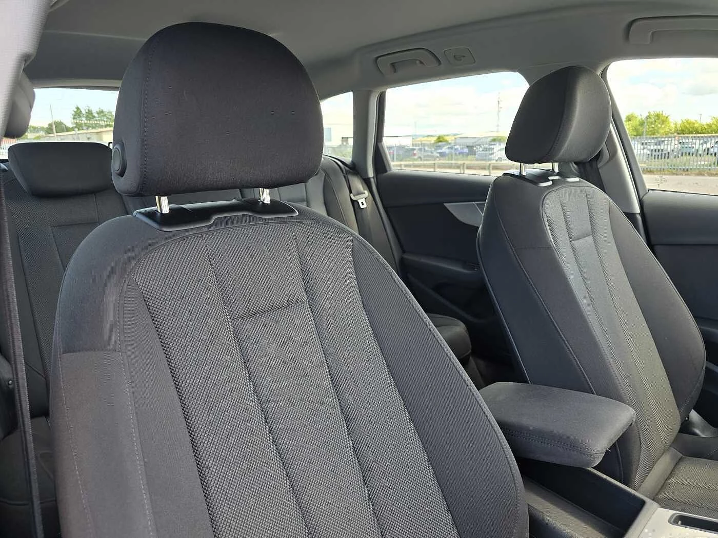 Audi-A4-image-14